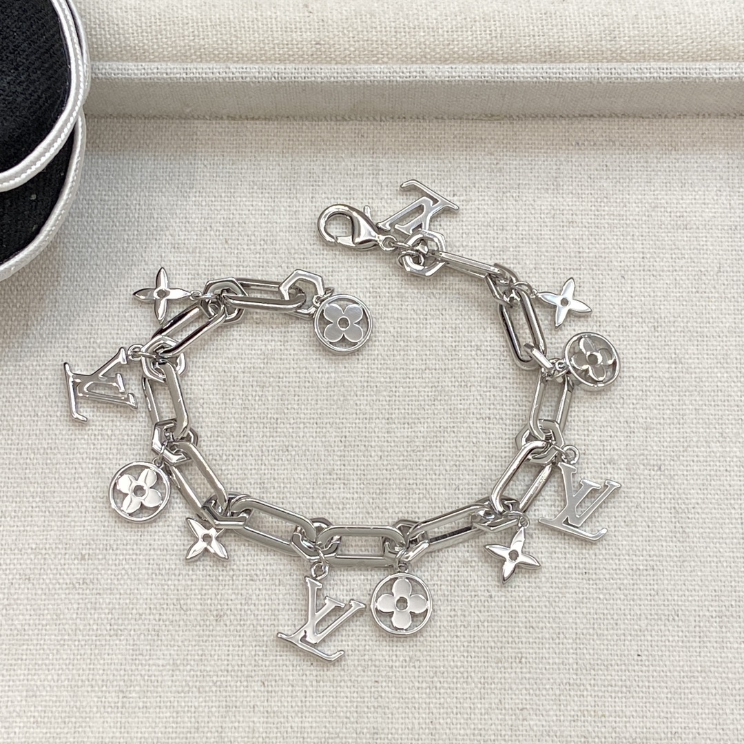 [TOP] Louis Vuitton LV Bracelet - 3 Colour