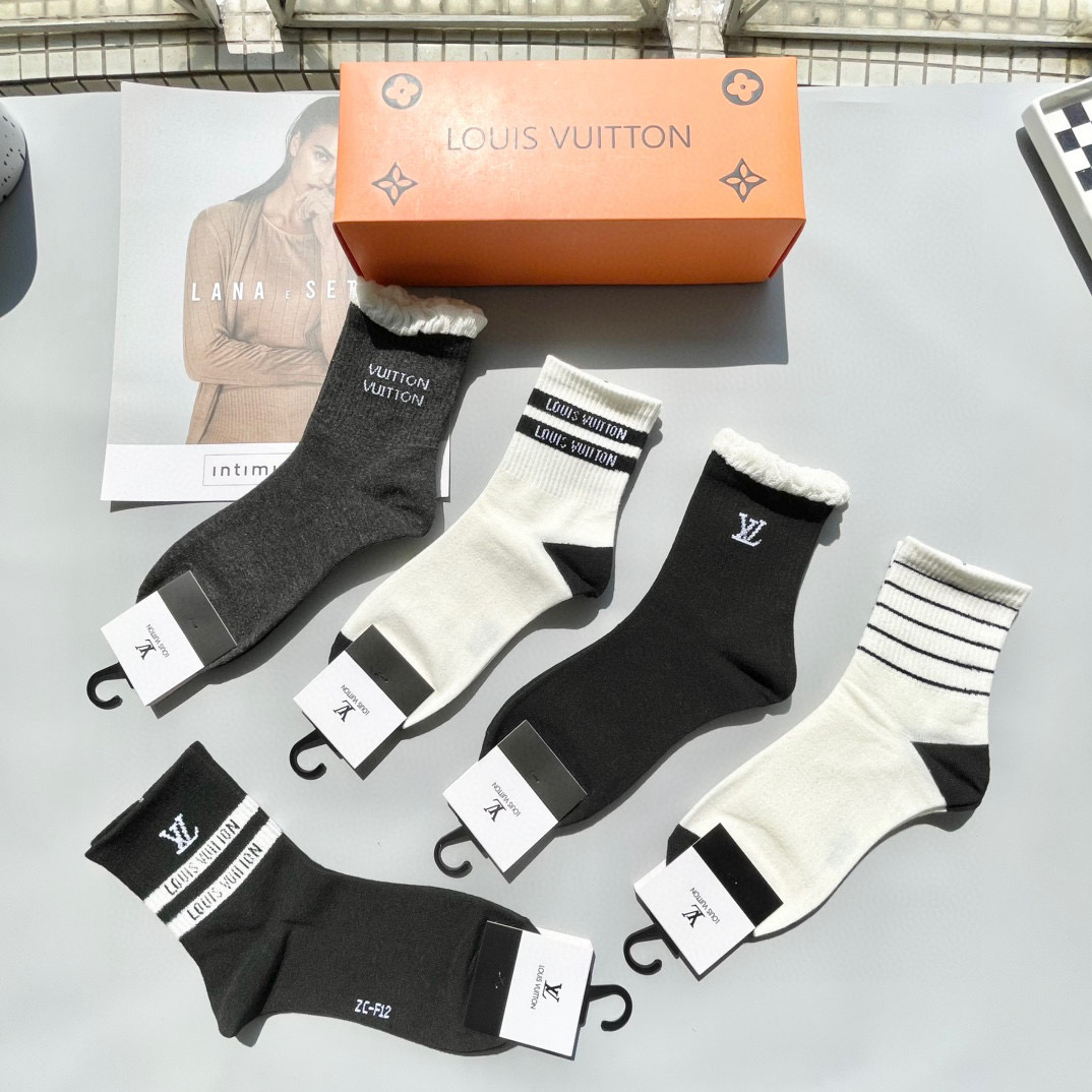 [TOP] Louis Vuitton LV Socks - 5 Pieces as a Set