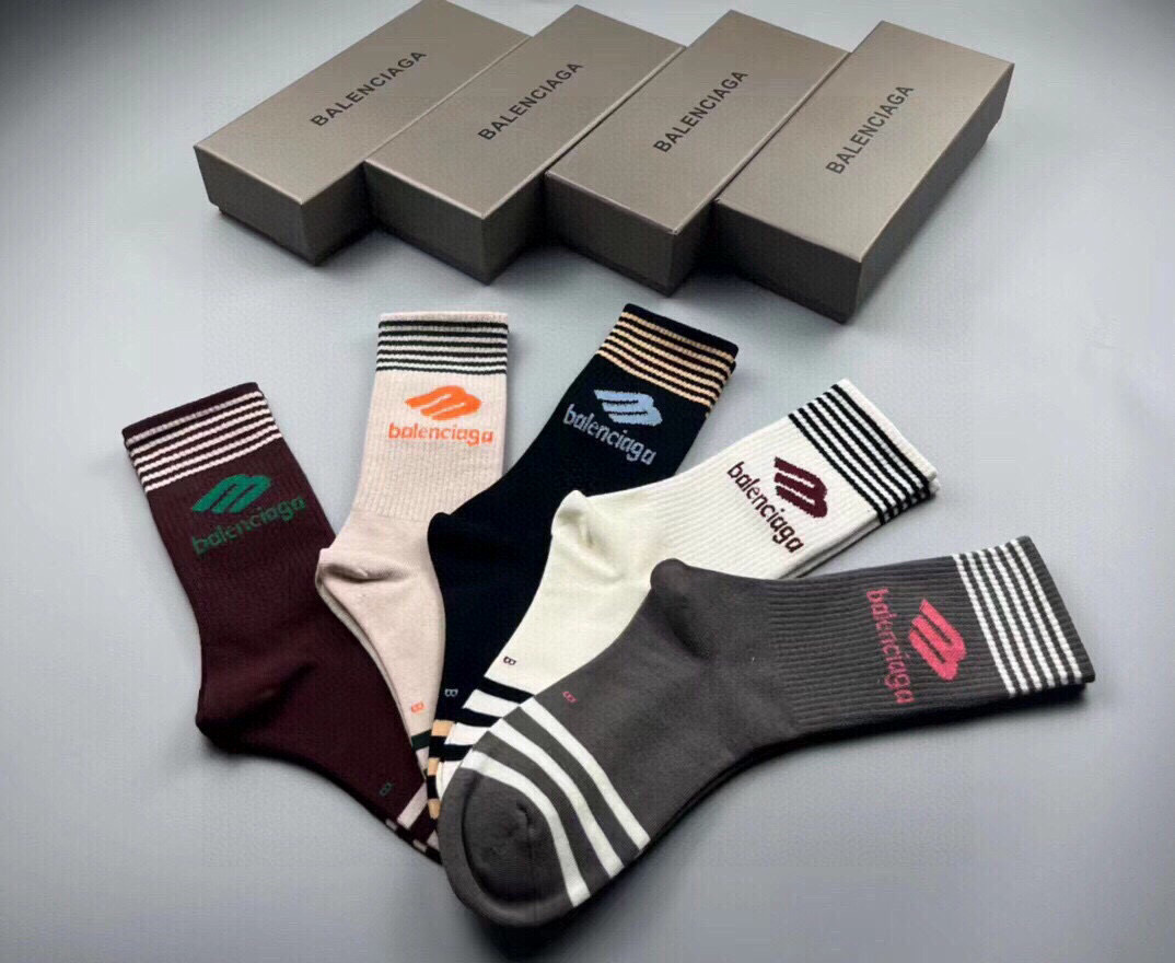 [TOP] BALENCIAGA Socks - 5 Pieces as a Set