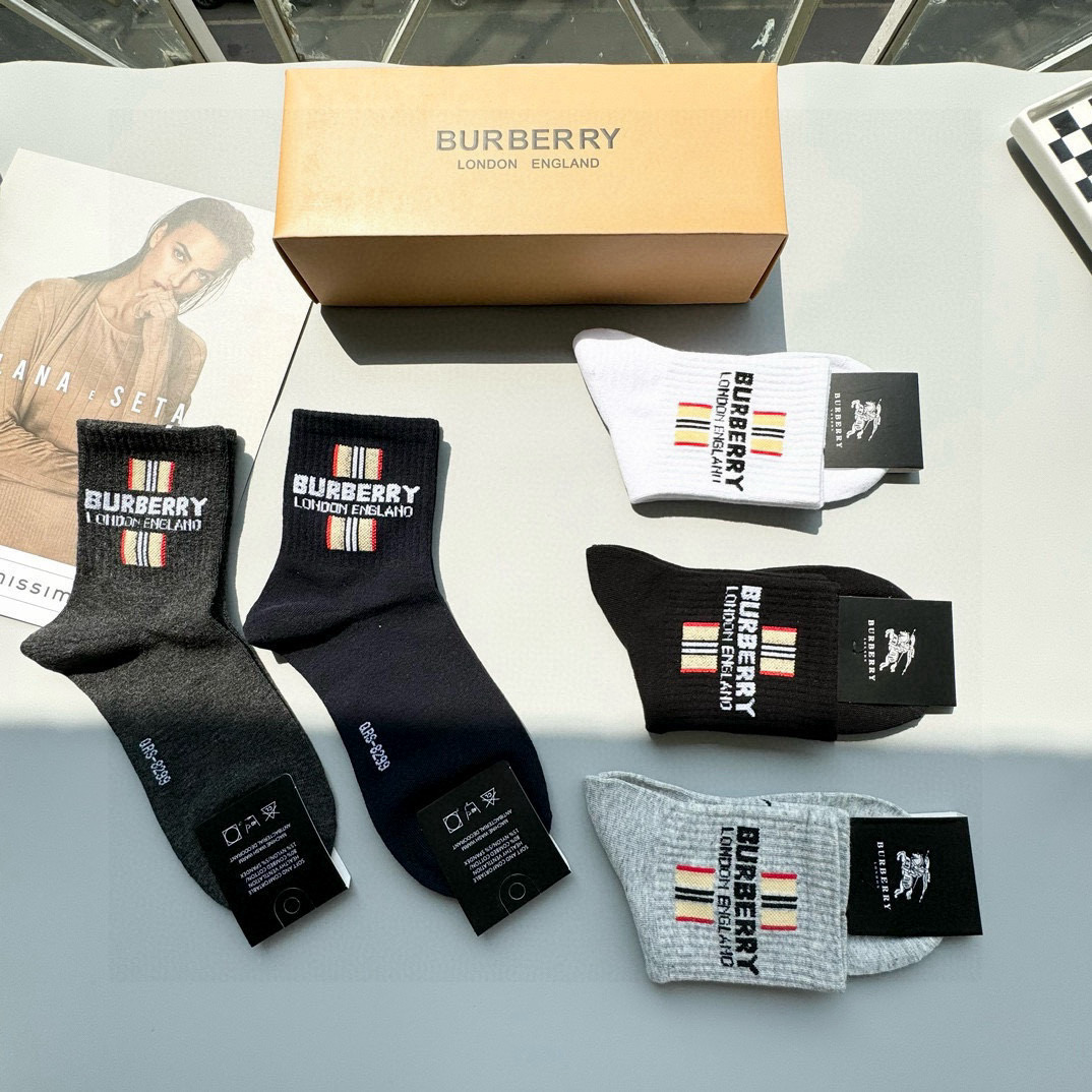 [TOP] BURBERRY Socks - 5 Pieces as a Set