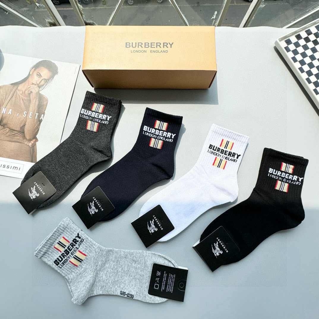 [TOP] BURBERRY Socks - 5 Pieces as a Set