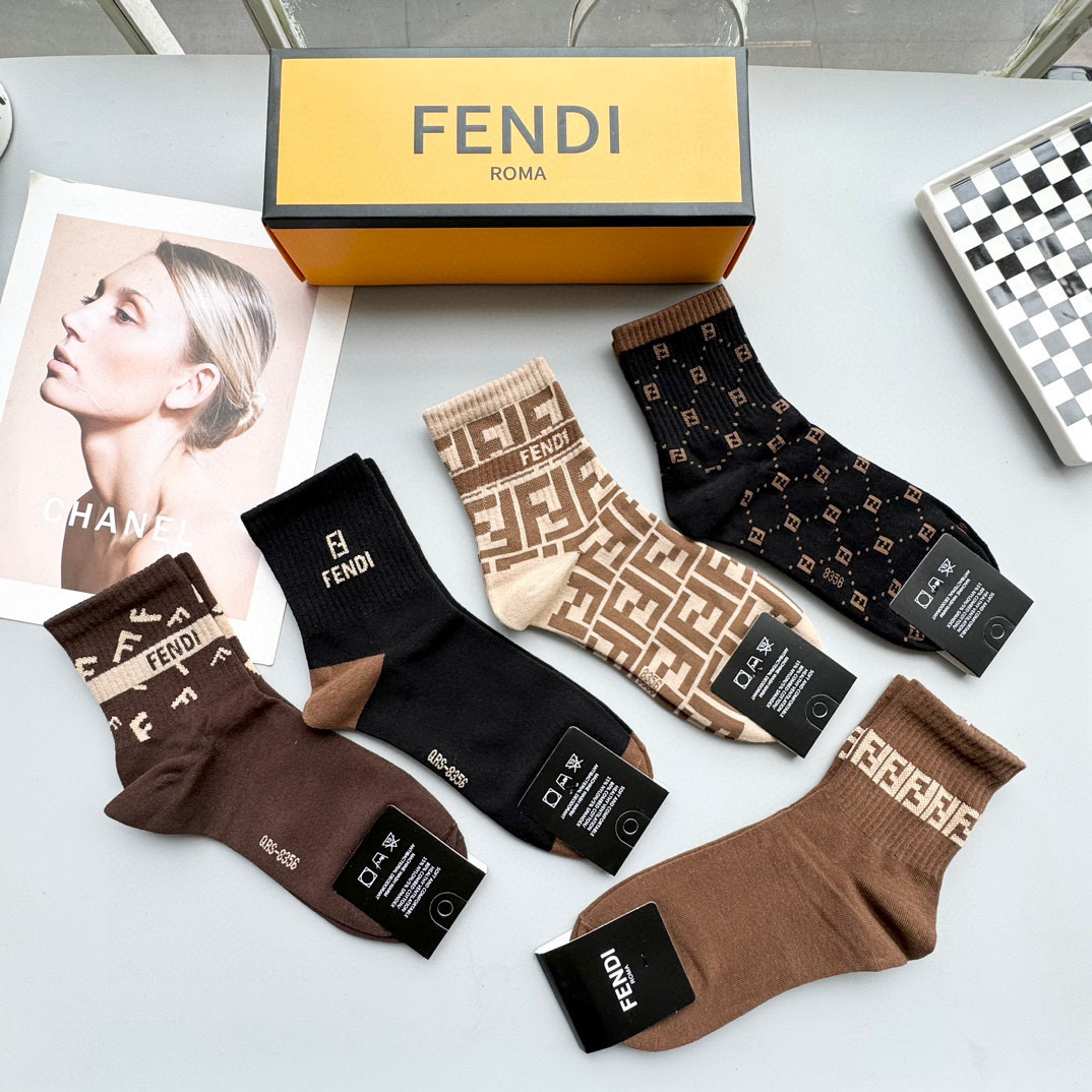 [TOP] FENDI Socks - 5 Pieces as a Set