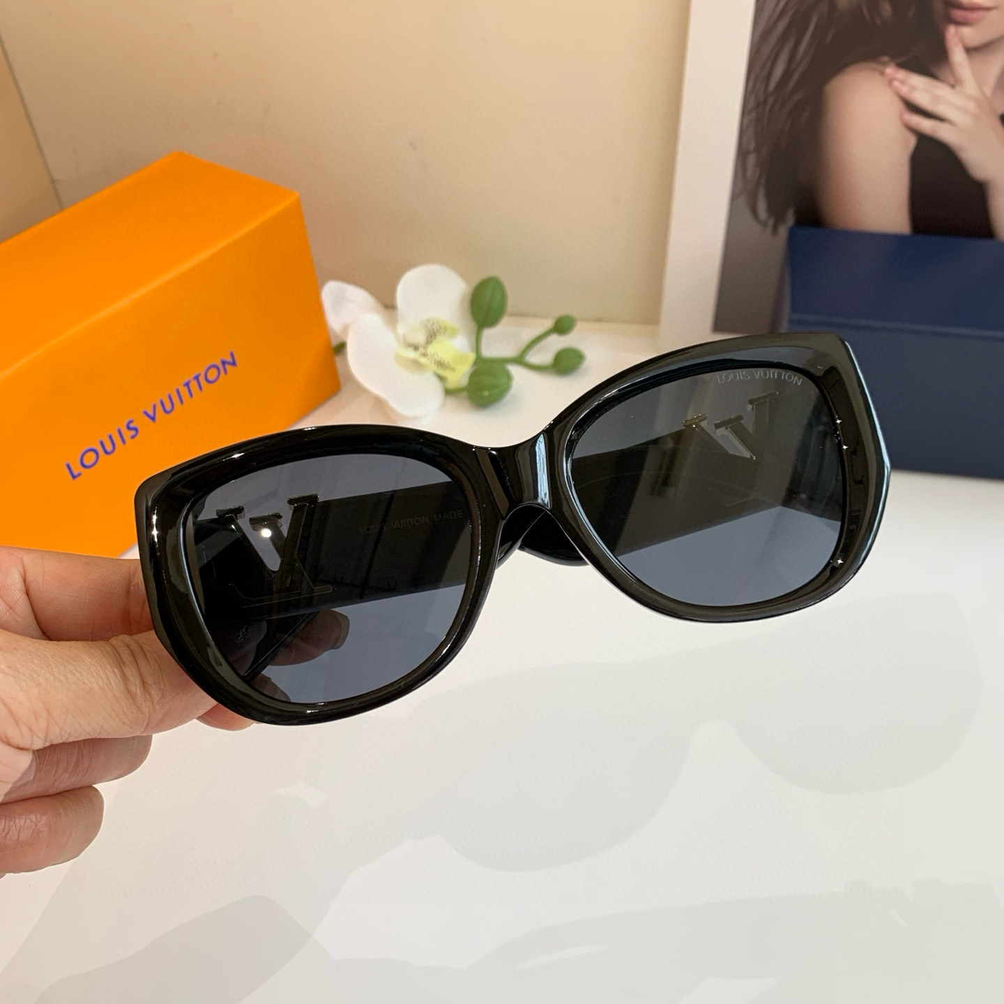 [TOP] Louis Vuitton LV Sunglasses - 3 Colors
