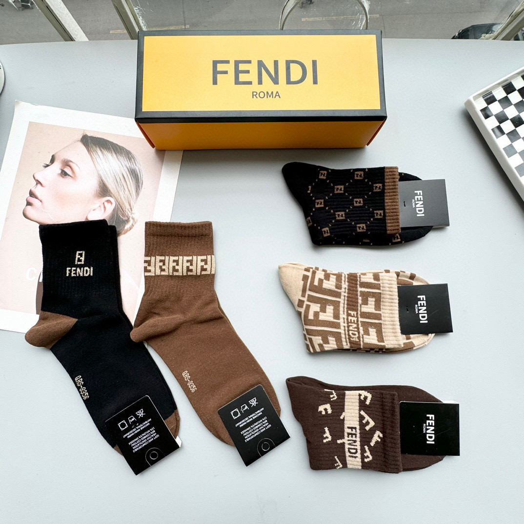 [TOP] FENDI Socks - 5 Pieces as a Set