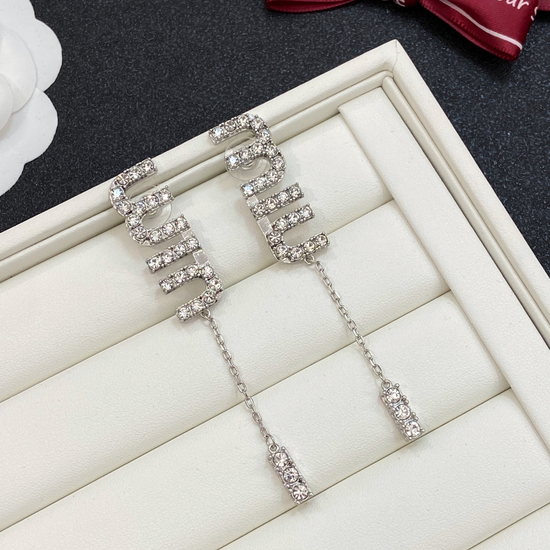 [TOP] Miu Miu Earring - Silver