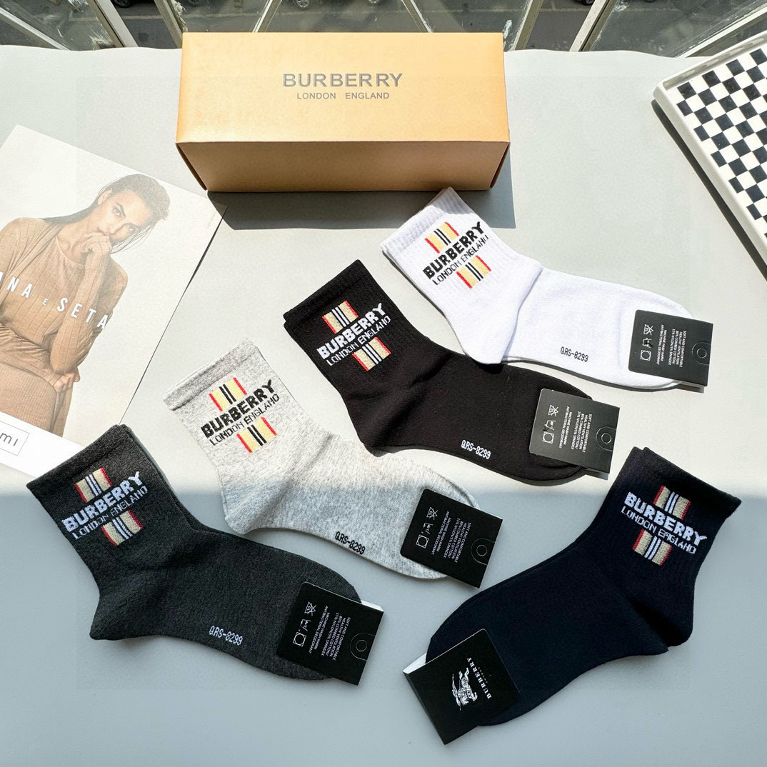 [TOP] BURBERRY Socks - 5 Pieces as a Set
