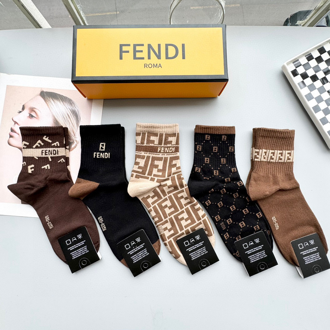 [TOP] FENDI Socks - 5 Pieces as a Set