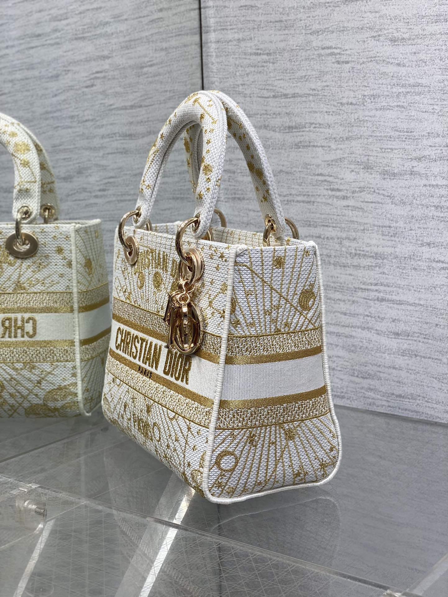[TOP] Christian Dior Pattern Embroidery Bag 24x20x11cm - White