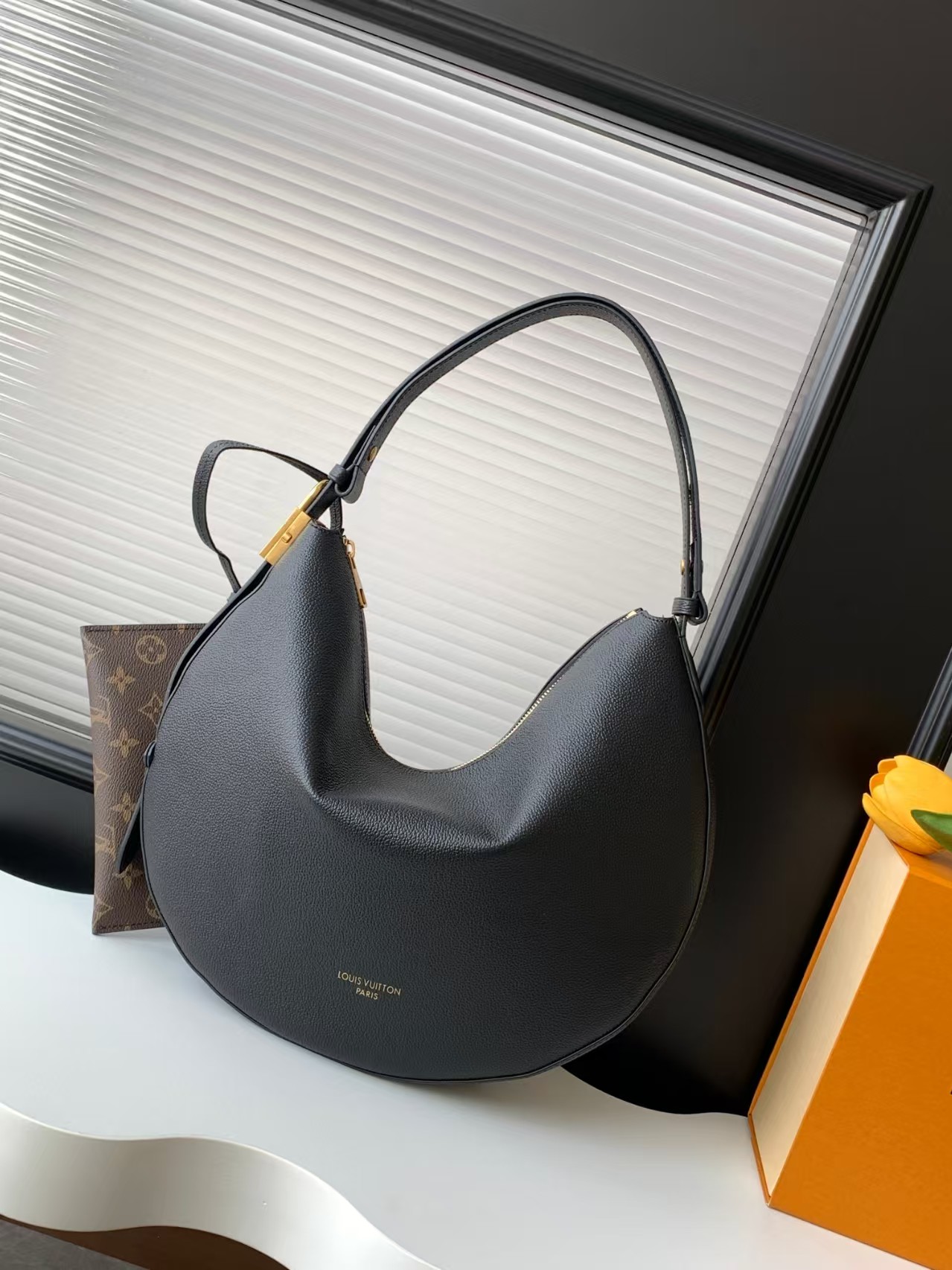 [TOP] Louis Vuitton LV Low Key Cookie MM Bag 26x5x32cm - 3 Color