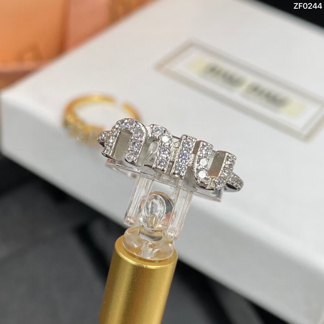 [TOP] Miu Miu Ring - Silver