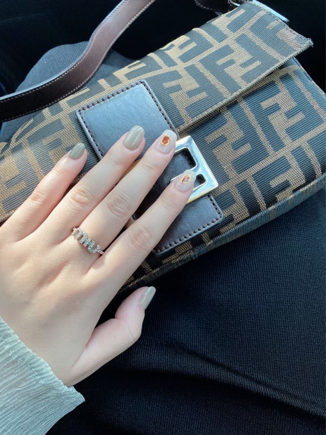 [TOP] Miu Miu Ring - Silver