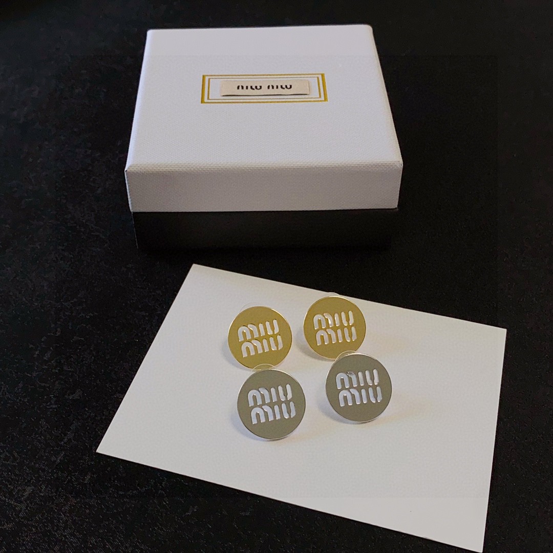 [TOP] Miu Miu Earrings - 2 Colors