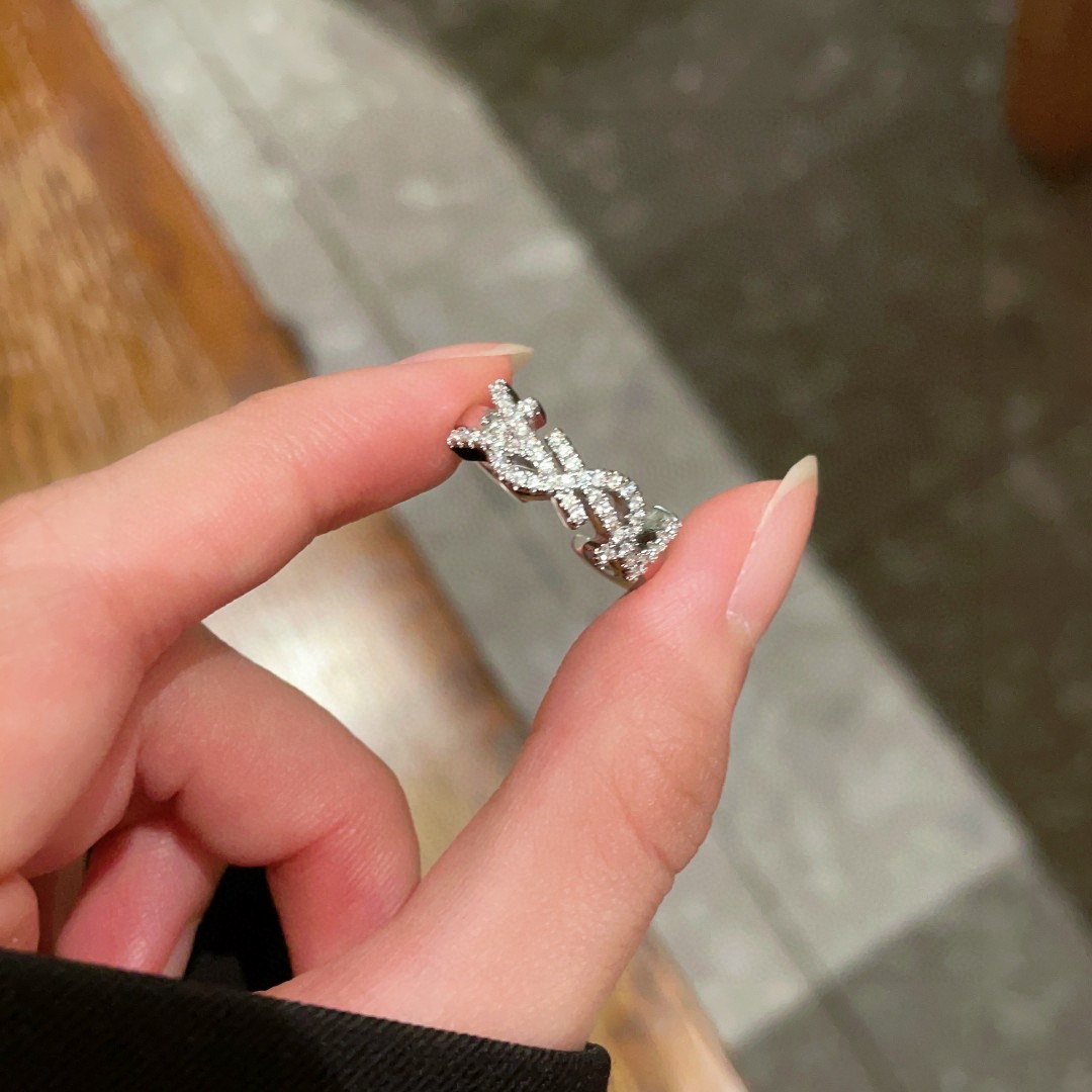 [TOP] Yves Saint Laurent YSL Ring - Silver