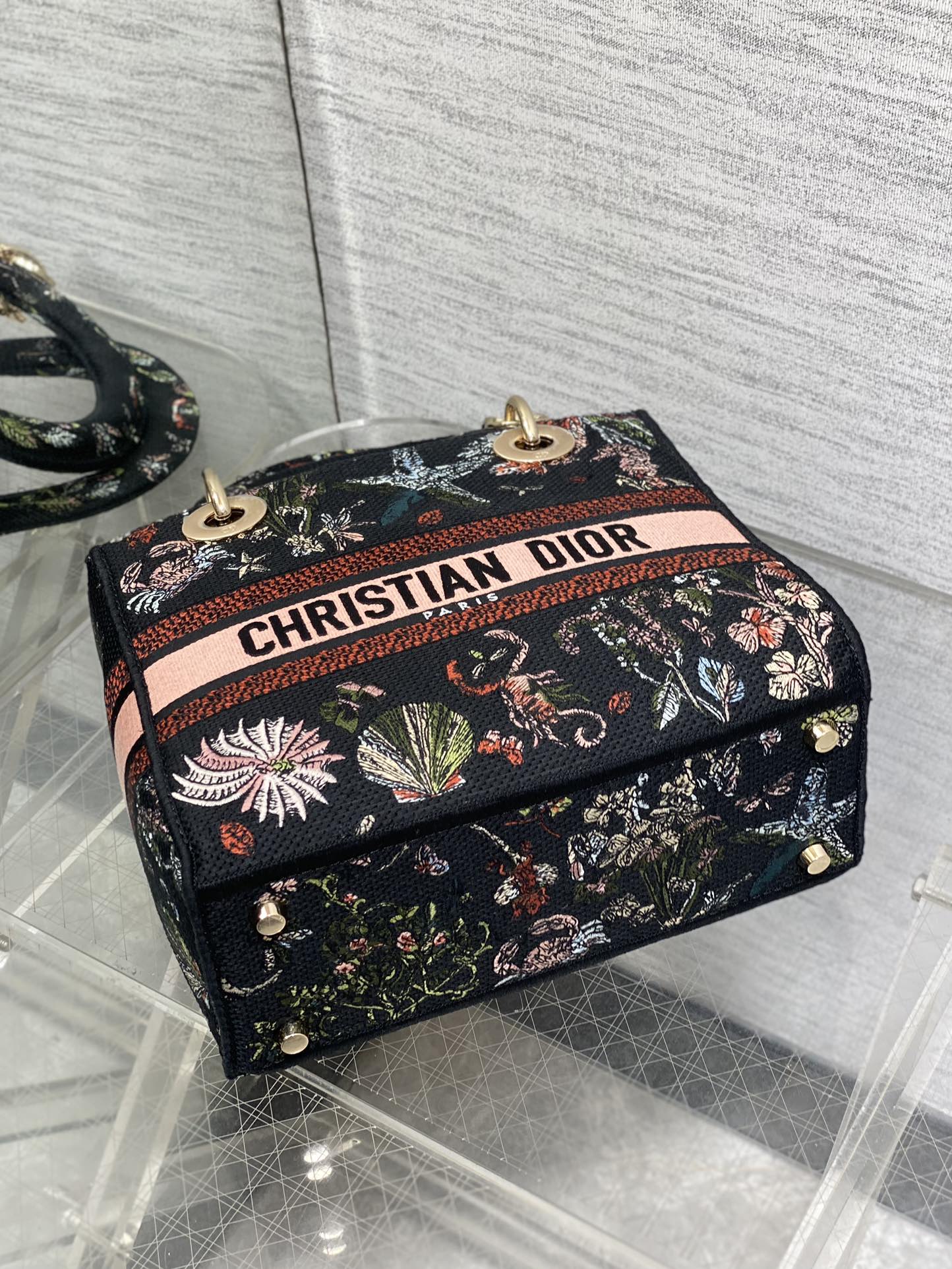 [TOP] Christian Dior Pattern Embroidery Bag 24x20x11cm - 3 Color