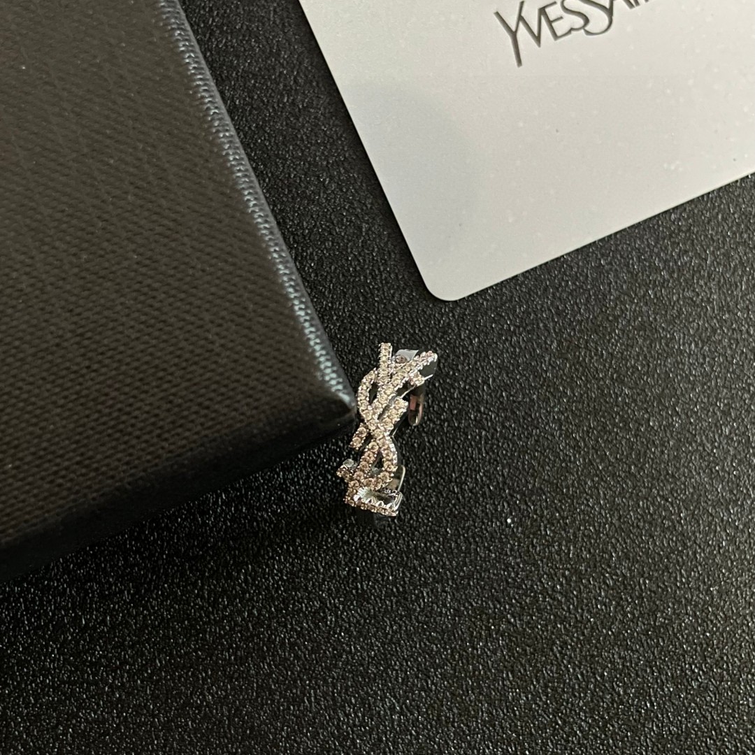 [TOP] Yves Saint Laurent YSL Ring - Silver