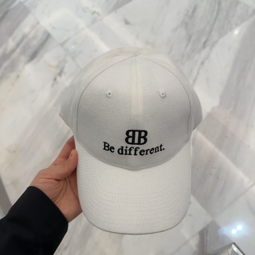 [TOP] BALENCIAGA Baseball Cap - 2 Colors