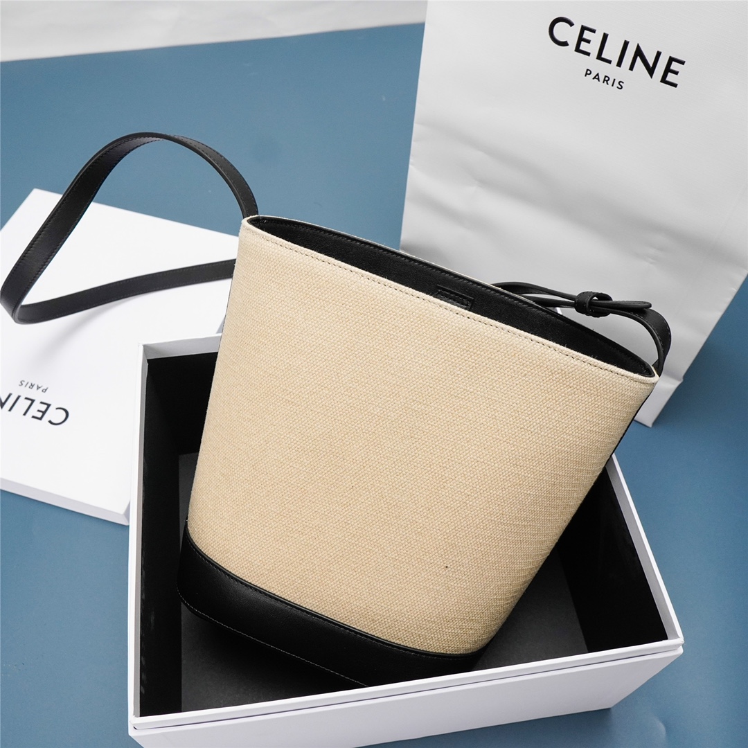 [TOP] CELINE Cuir Triomphe Bucket Bag 30x22x13cm - Black and White