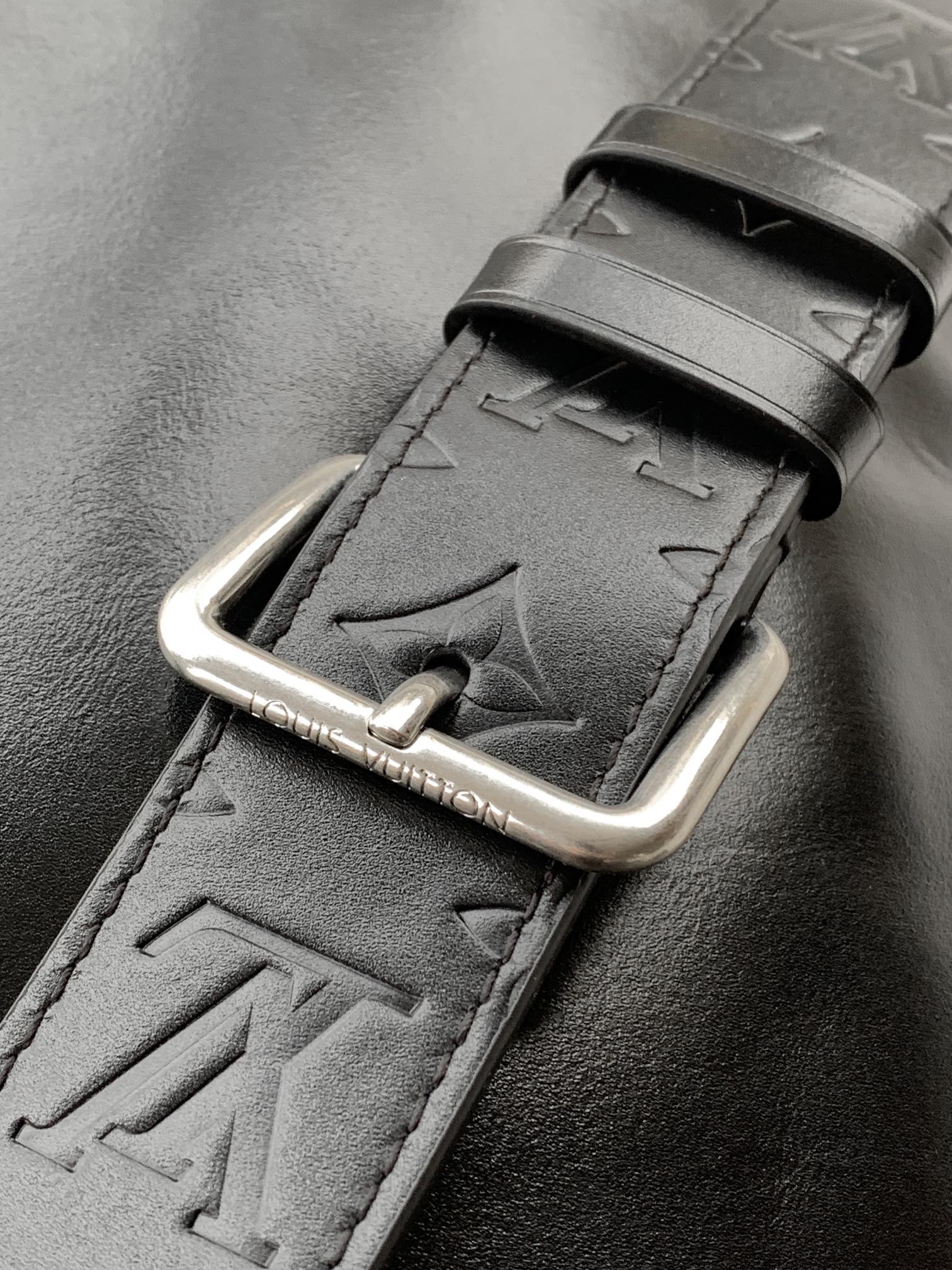 [TOP] Louis Vuitton LV L*V Metis Handbag 48x36x12cm - Black