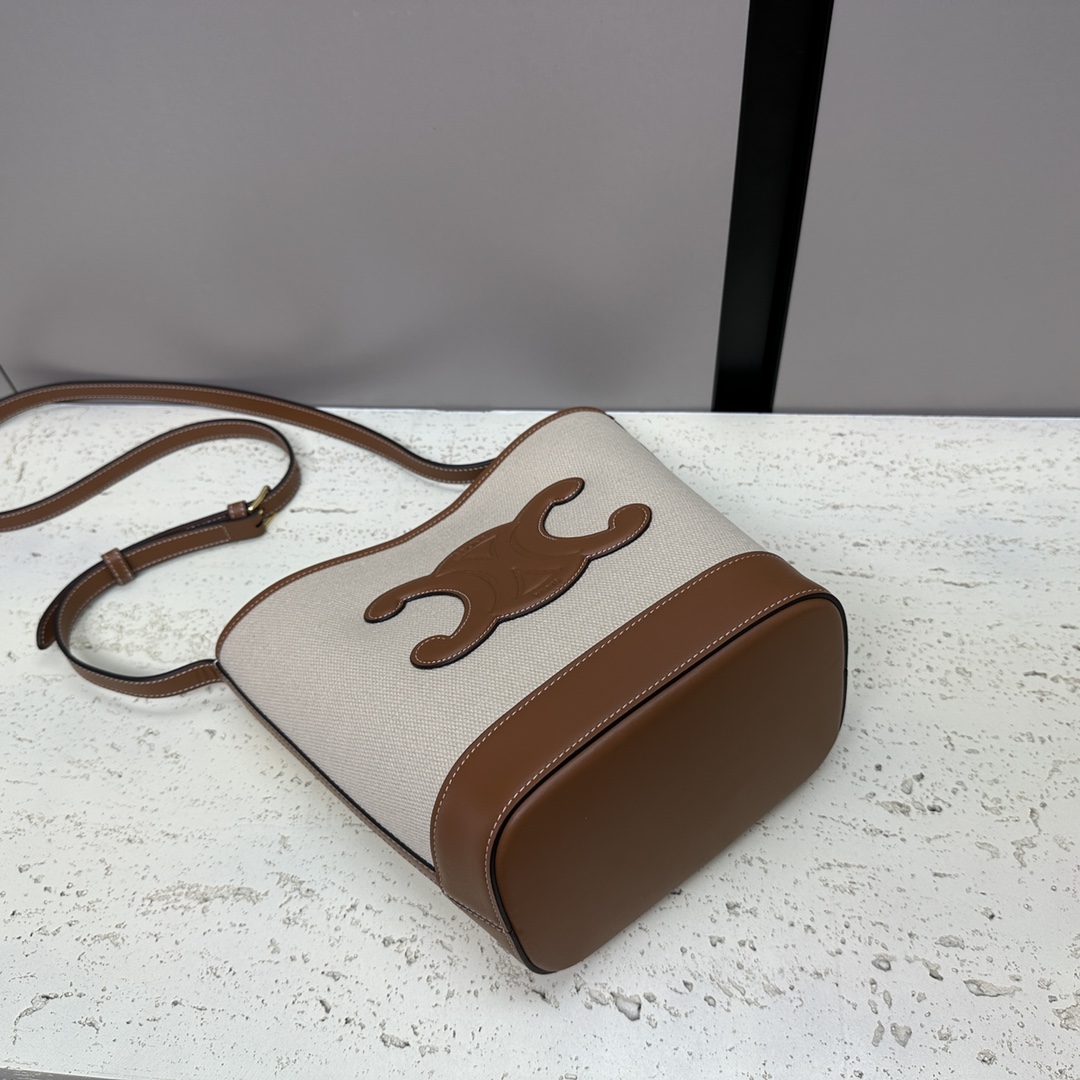 [TOP] CELINE Cuir Triomphe Bucket Bag 24x22x13cm - Brown and White