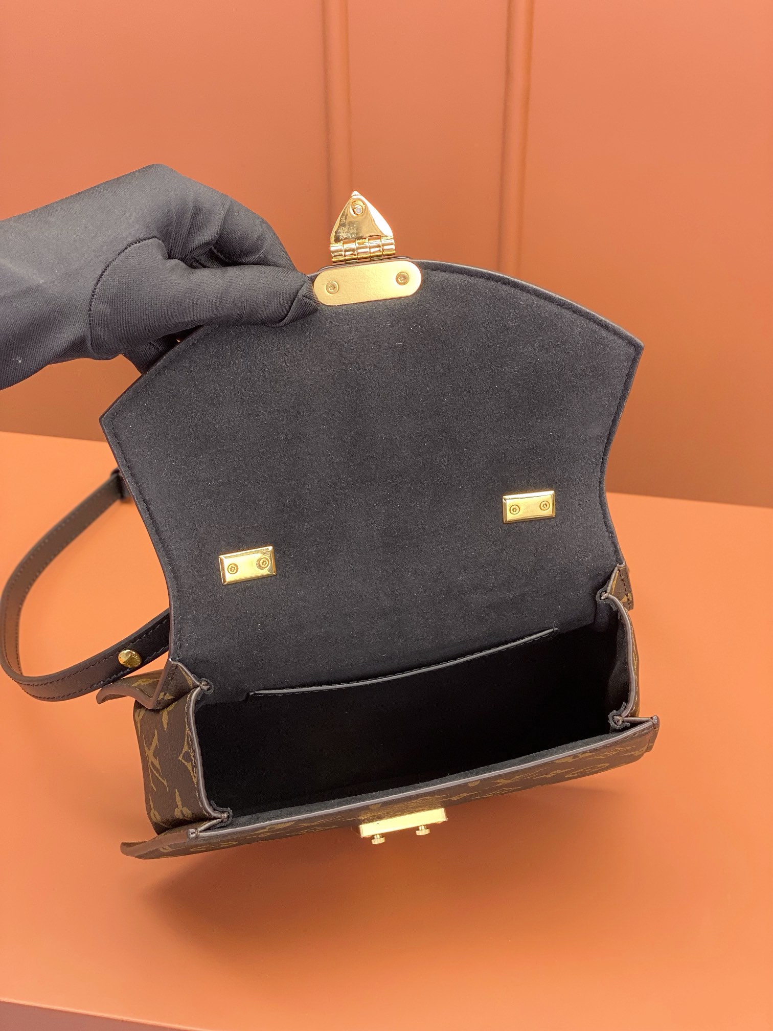 [TOP] Louis Vuitton LV Tilsitt Handbag 24x18x7cm - Brown