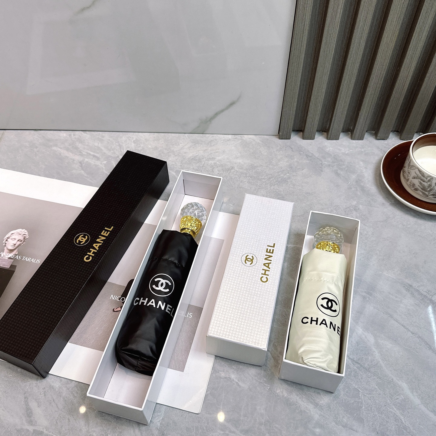 [TOP] CHANEL Umbrella - 2 Colors