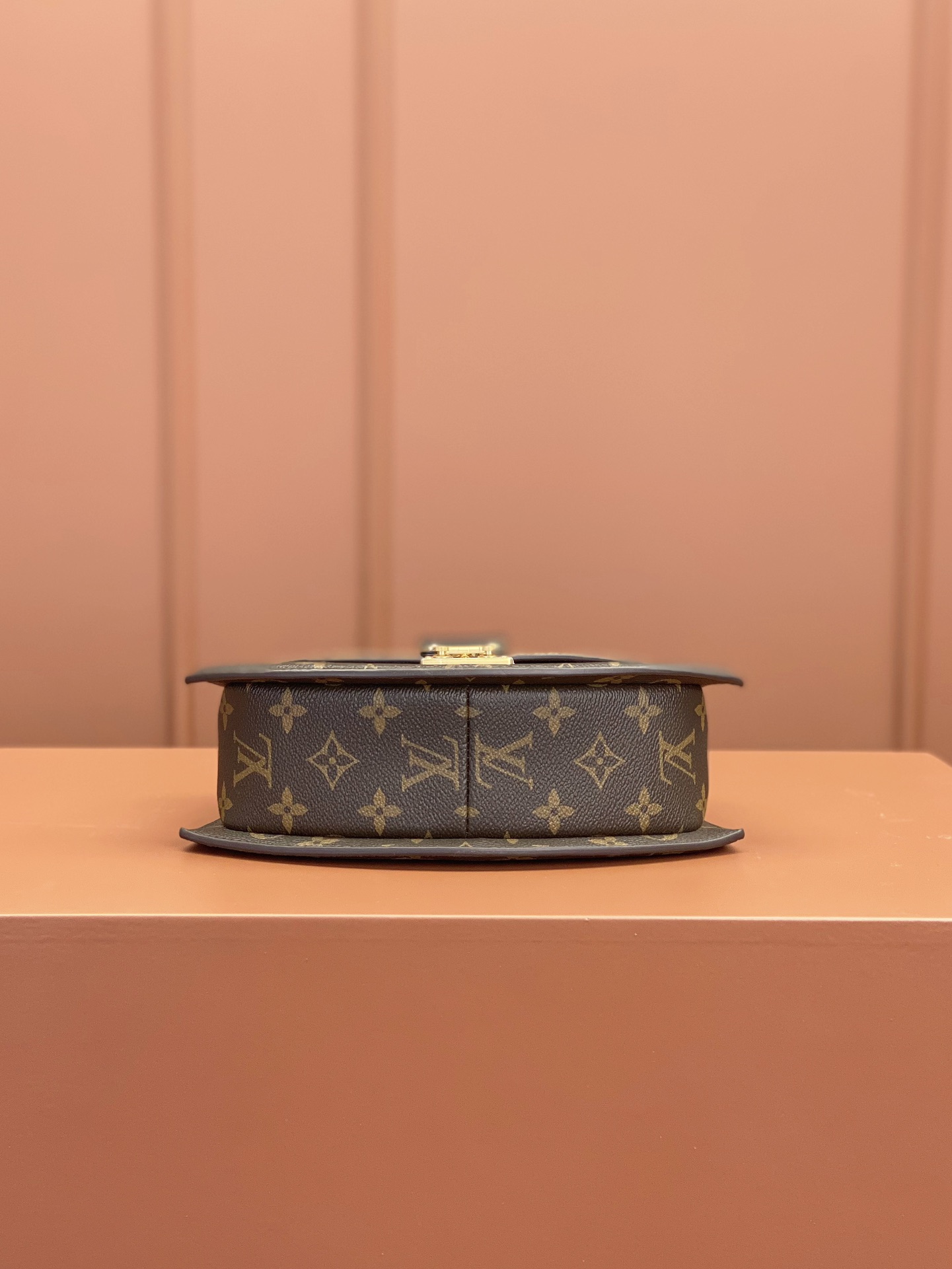 [TOP] Louis Vuitton LV Tilsitt Handbag 24x18x7cm - Brown