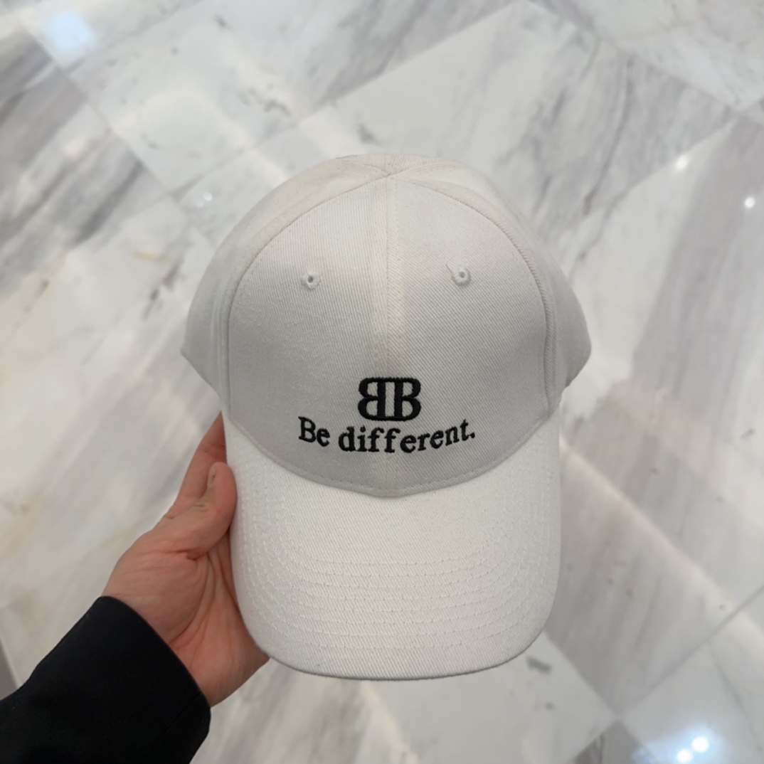 [TOP] BALENCIAGA Baseball Cap - 2 Colors