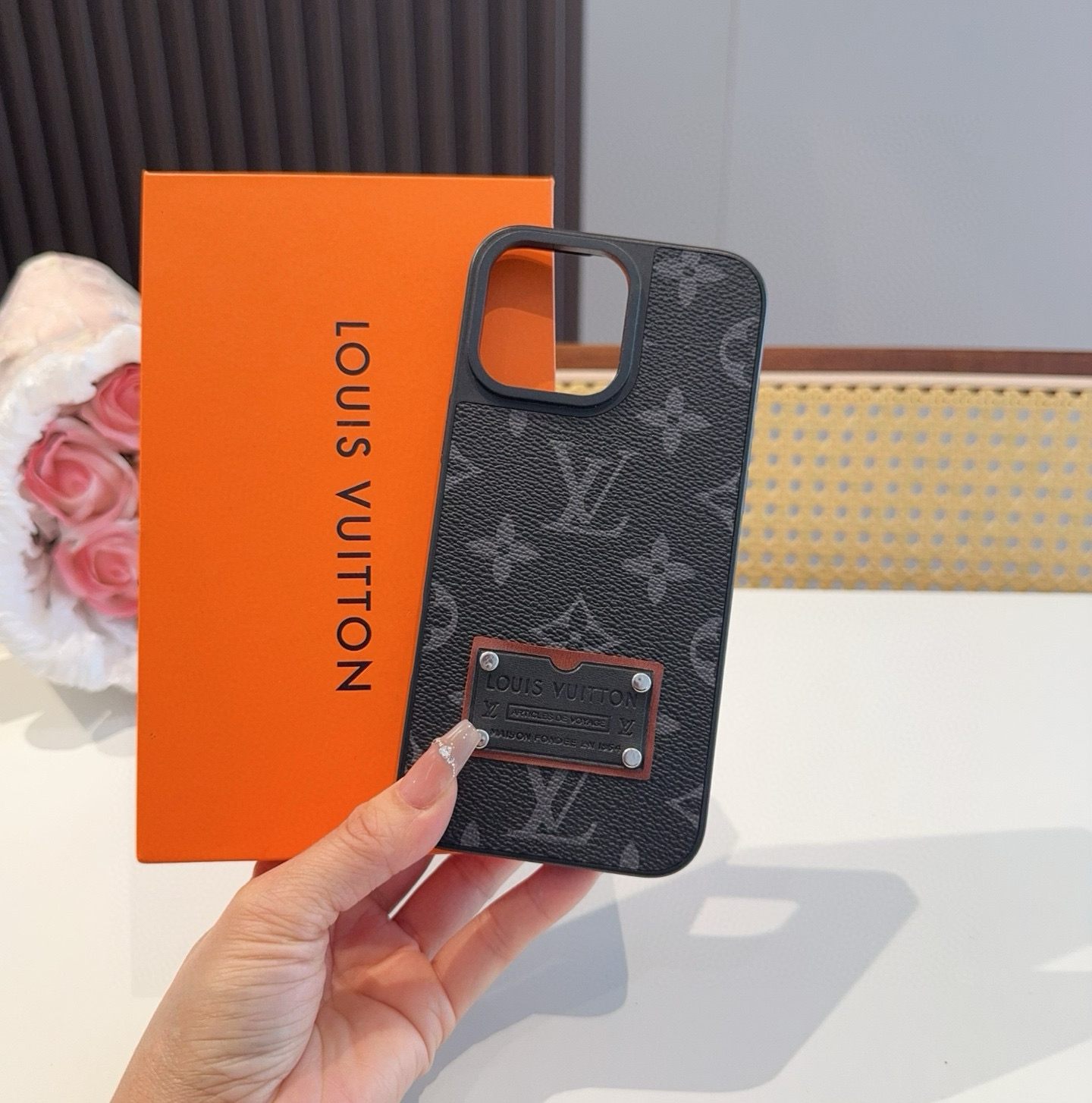 [TOP] Louis Vuitton LV Phone Case- 2 Colors