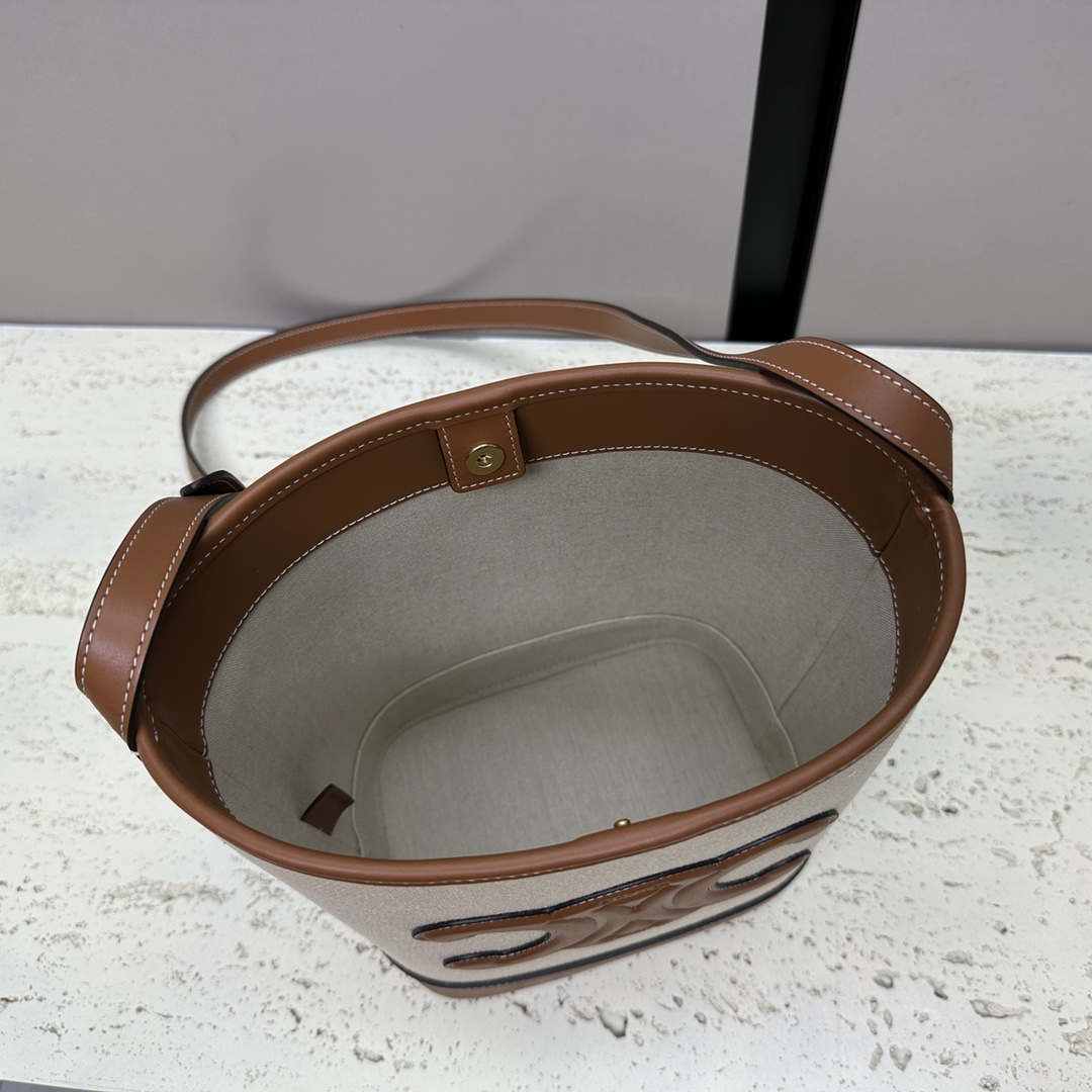 [TOP] CELINE Cuir Triomphe Bucket Bag 24x22x13cm - Brown and White