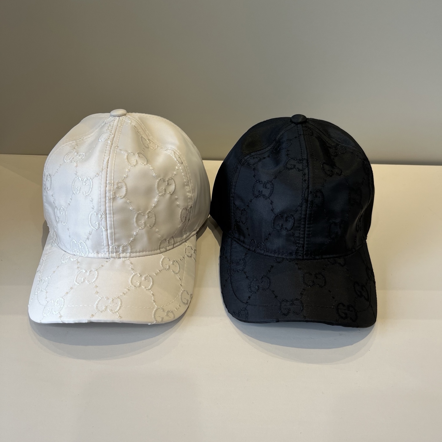 [TOP] GUCCI Embroidery Baseball Cap - 2 Colour