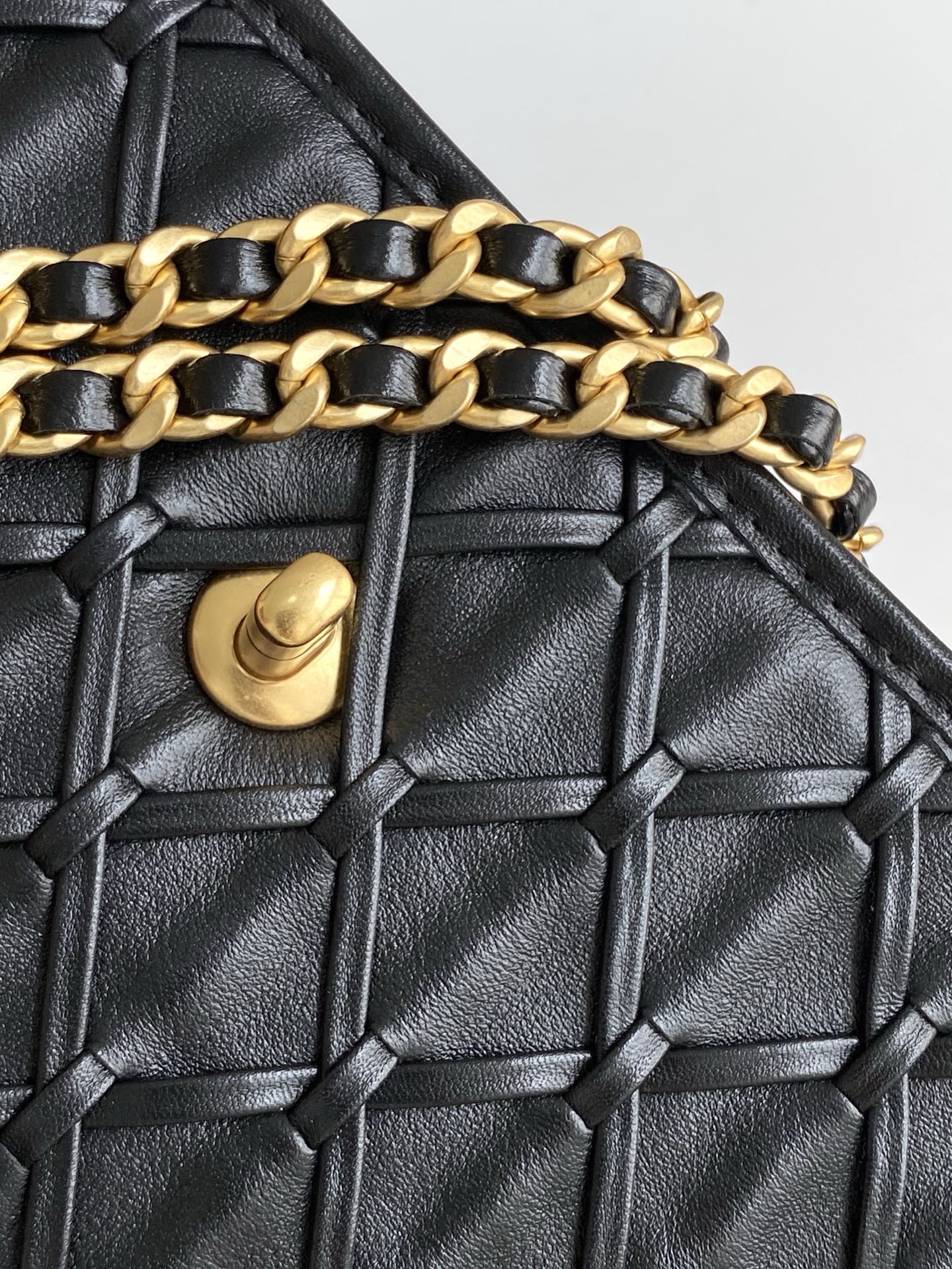 [TOP] CHANEL Flap Bag Leather Bag 13-19-5.5cm /15-25-8cm- Black