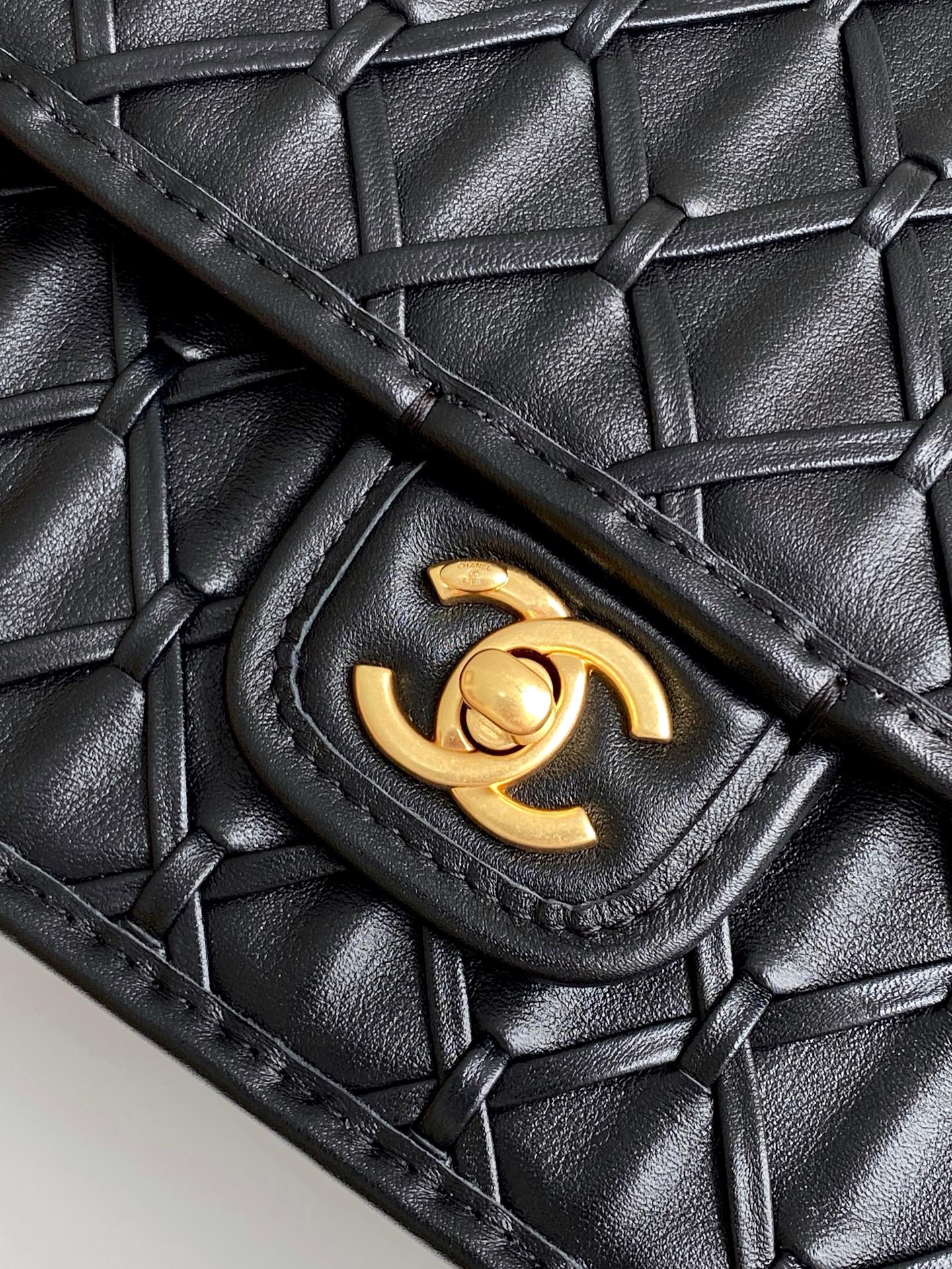 [TOP] CHANEL Flap Bag Leather Bag 13-19-5.5cm /15-25-8cm- Black
