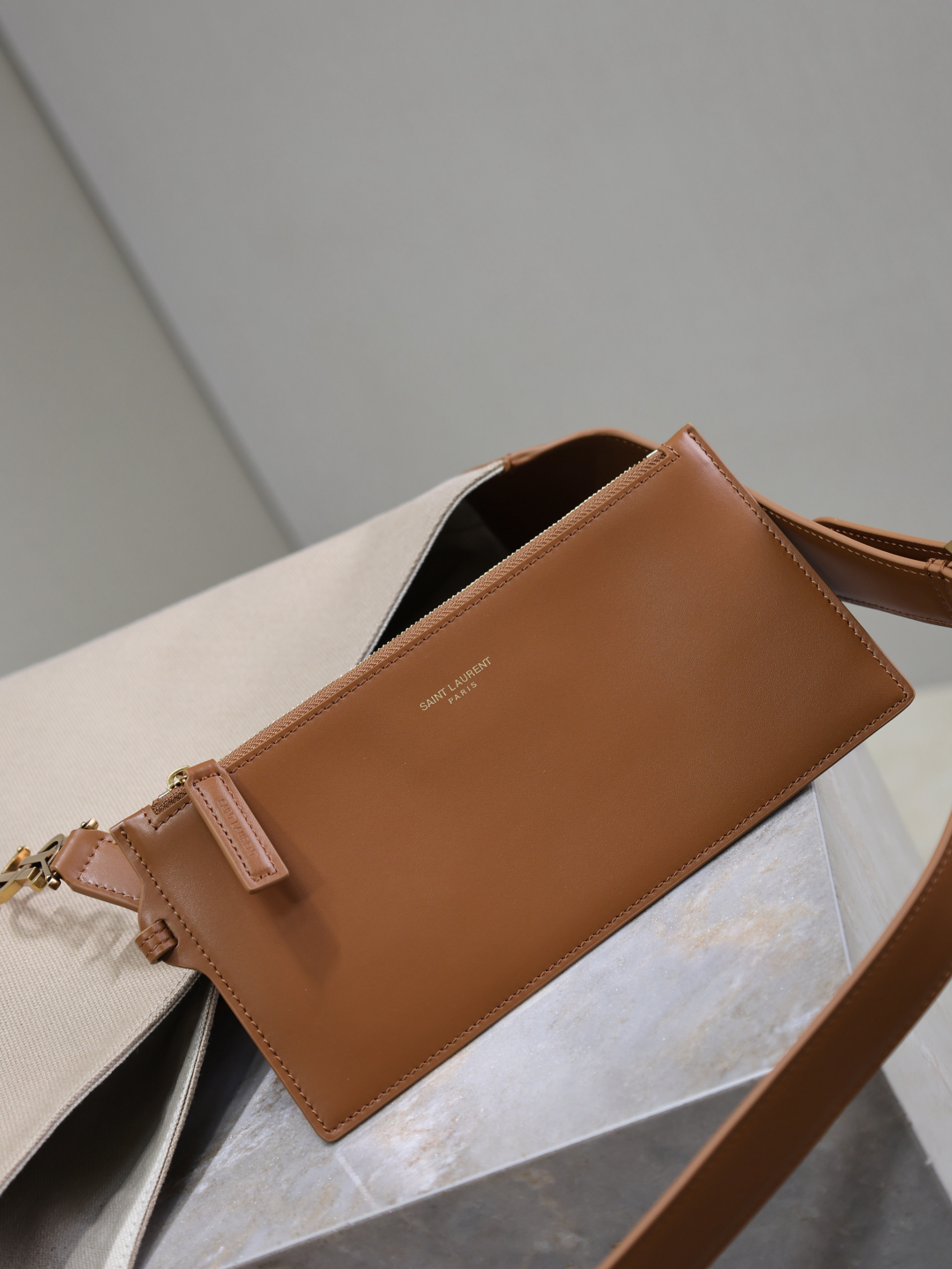 [TOP] Yves Saint Laurent YSL Le 5A7 Large Bucket Underarm Bag 26×31.5×13.5cm - Beige