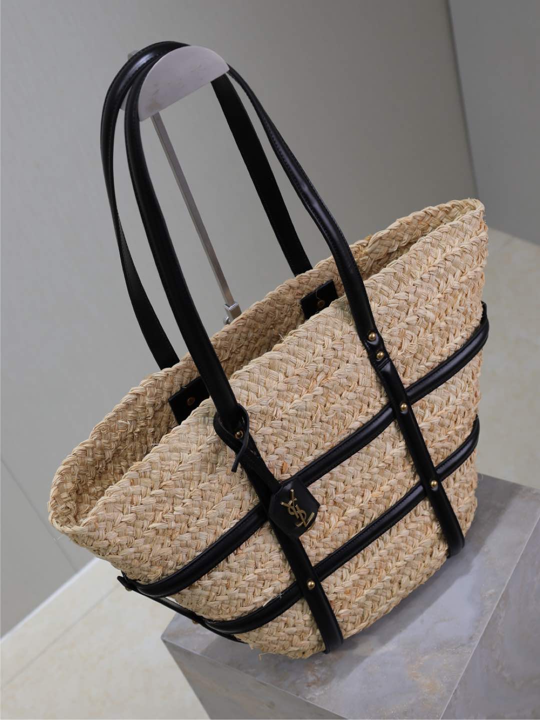 [TOP] Yves Saint Laurent YSL Panier Medium-Sized Handbag 40*29*19cm - Beige