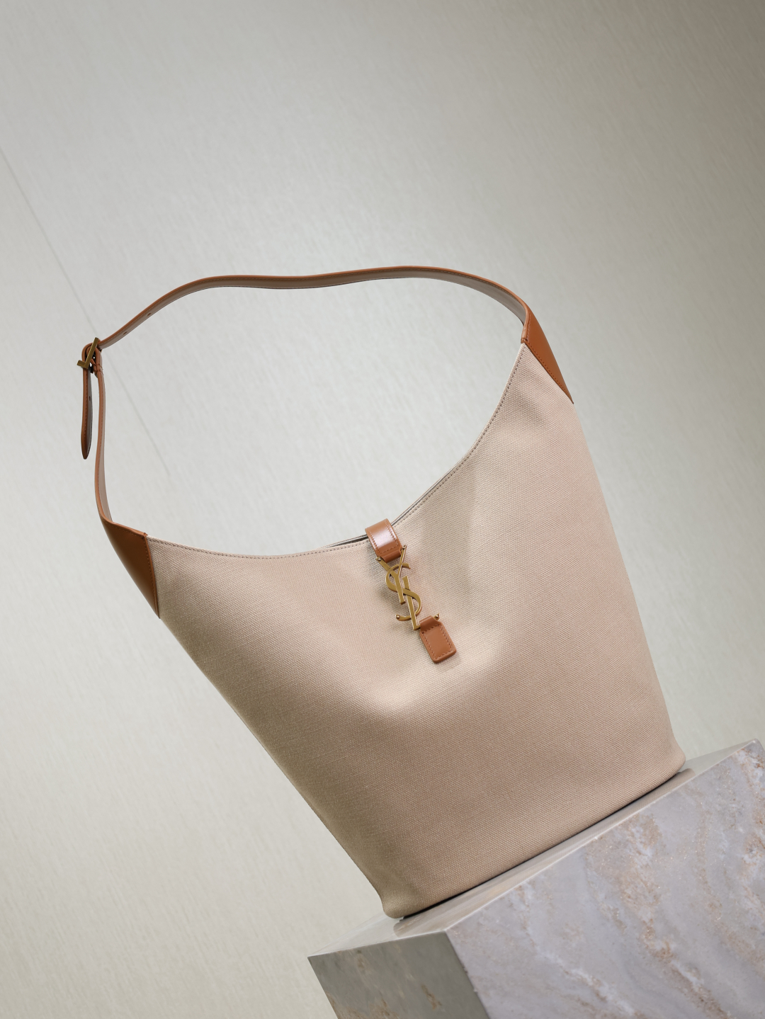[TOP] Yves Saint Laurent YSL Le 5A7 Large Bucket Underarm Bag 26×31.5×13.5cm - Beige