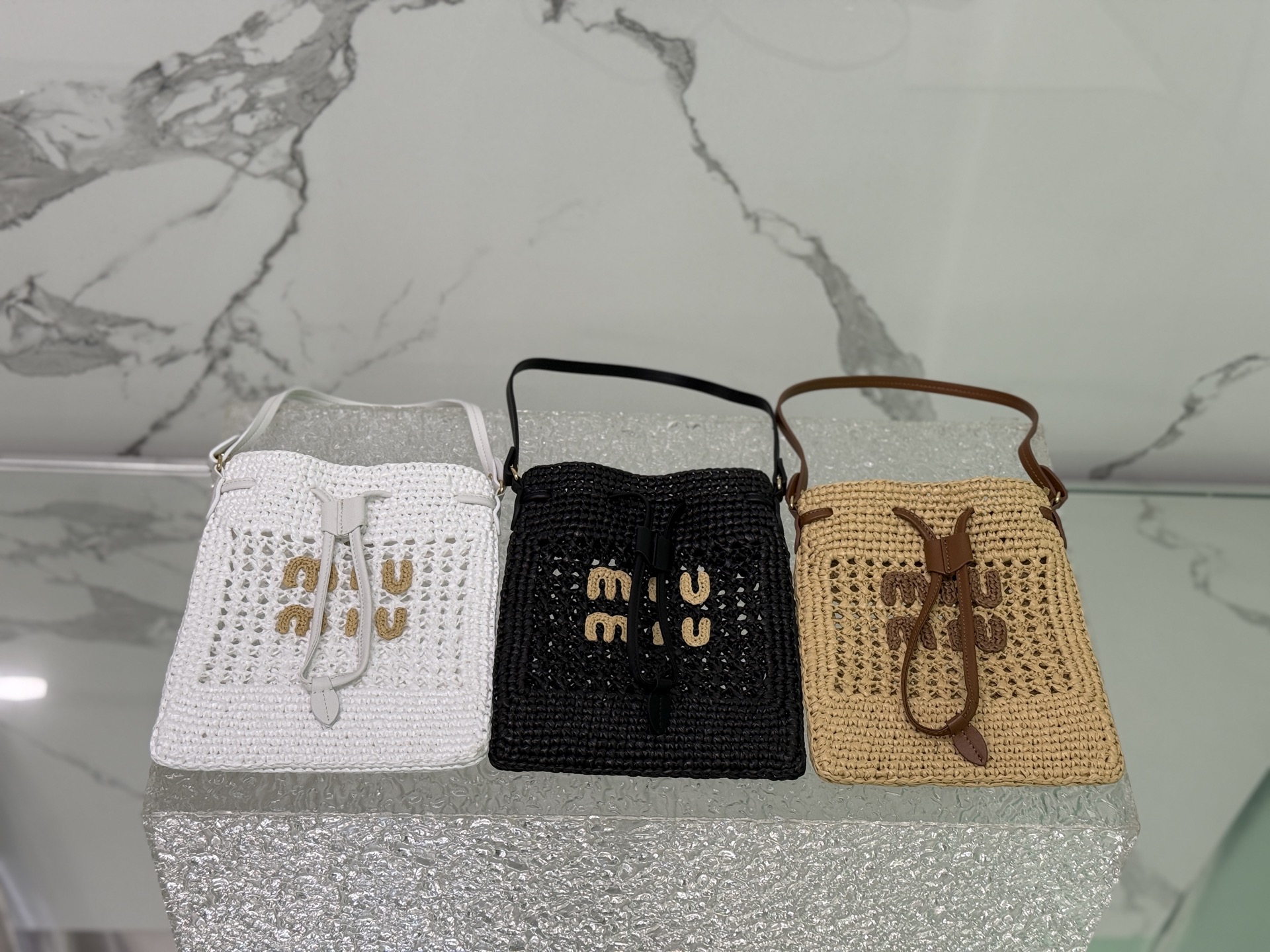 [TOP] Miu Miu Hollow Knit Tote Bag 20x22cm - 3 Colors