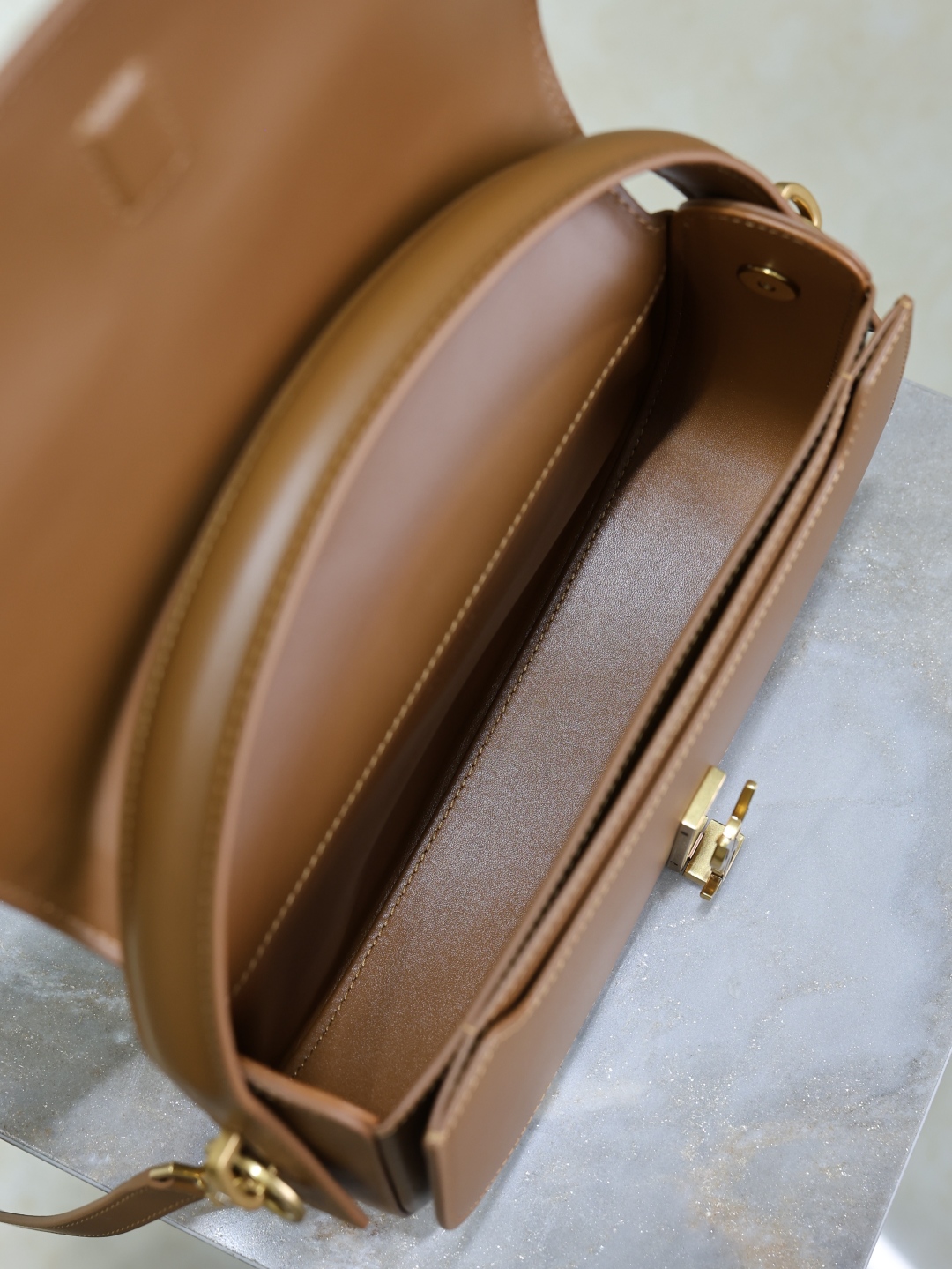 [TOP] Yves Saint Laurent YSL Voltaire Handbag/Crossbody Bag 24×15×5cm - Beige