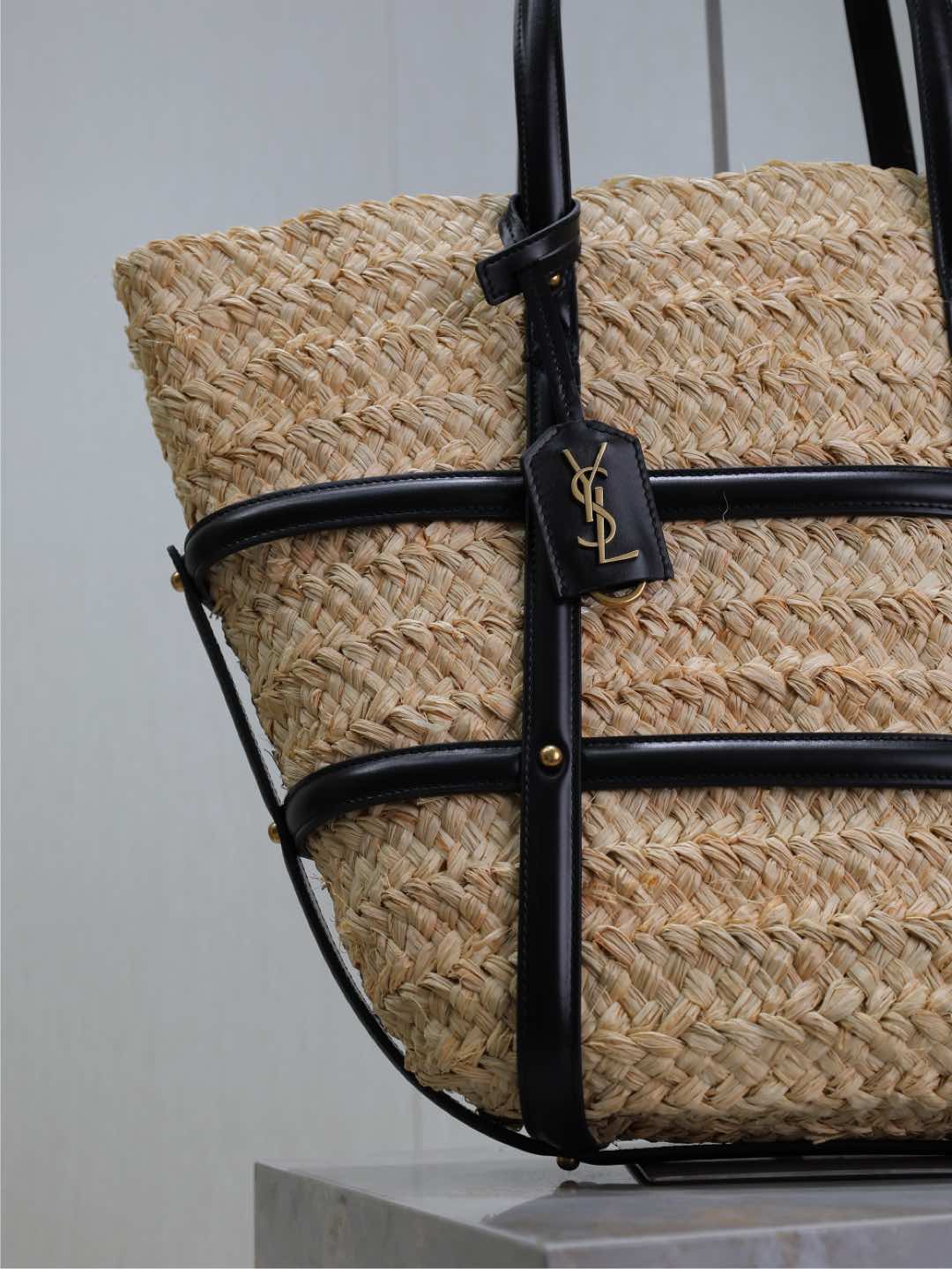 [TOP] Yves Saint Laurent YSL Panier Medium-Sized Handbag 40*29*19cm - Beige