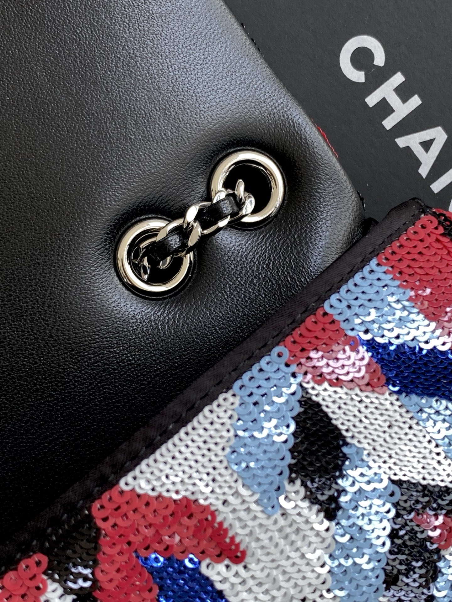 [TOP] CHANEL Sequins Flap Bag 14-21-8cm - Blue and White and Red