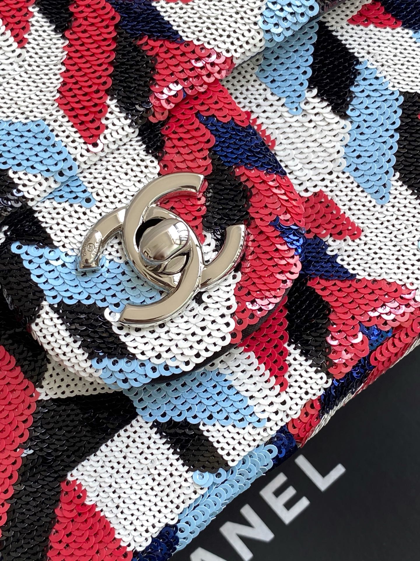 [TOP] CHANEL Sequins Flap Bag 14-21-8cm - Blue and White and Red