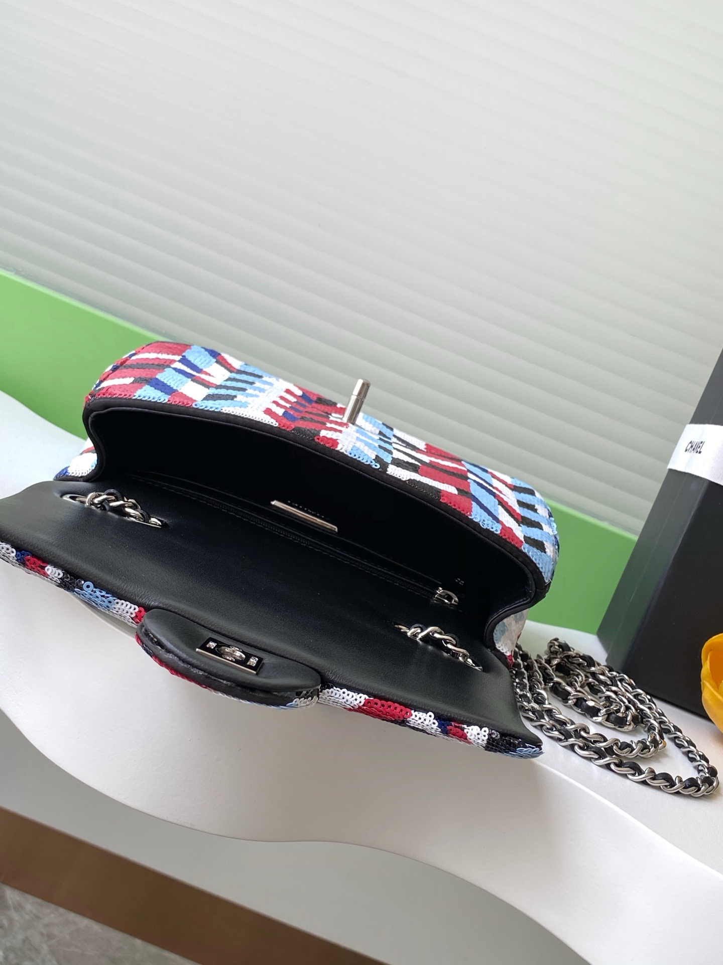 [TOP] CHANEL Sequins Flap Bag 14-21-8cm - Blue and White and Red