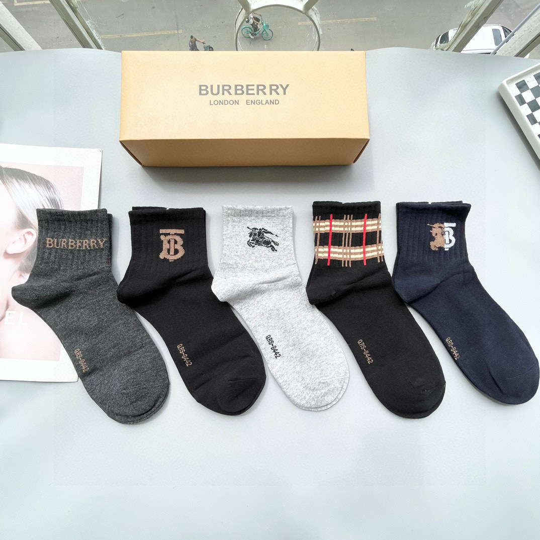 [TOP] BURBERRY Socks - 5 Pieces as a Set