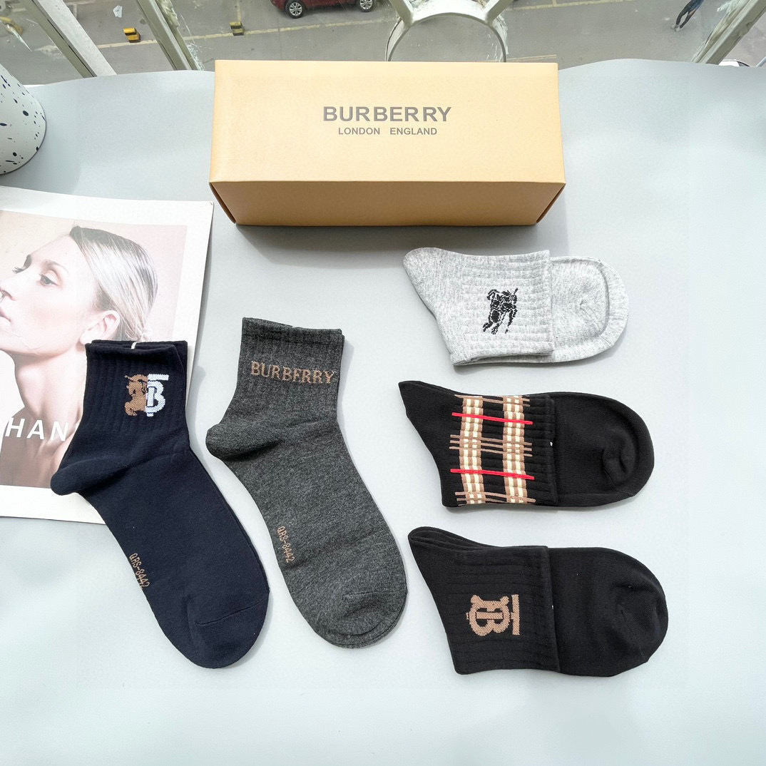 [TOP] BURBERRY Socks - 5 Pieces as a Set