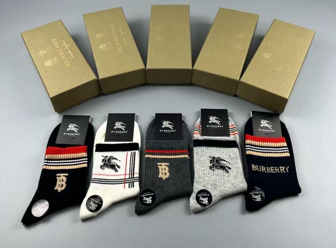 [TOP] BURBERRY Socks - 5 Pieces as a Set