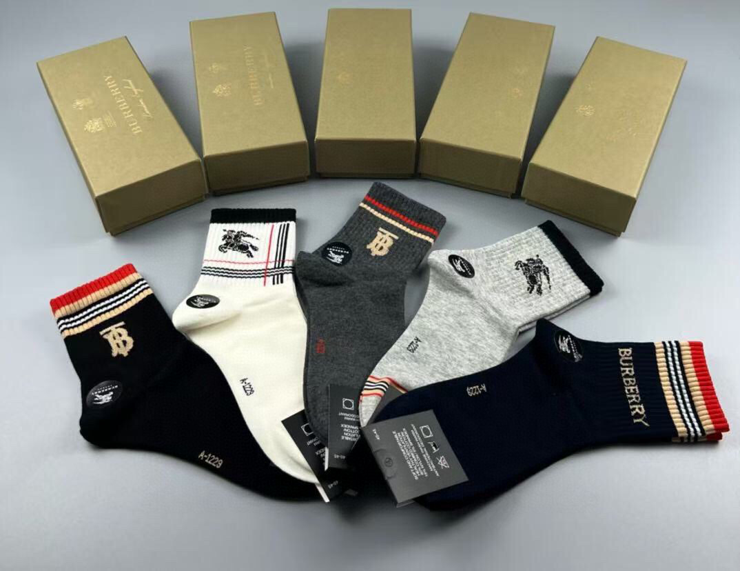 [TOP] BURBERRY Socks - 5 Pieces as a Set