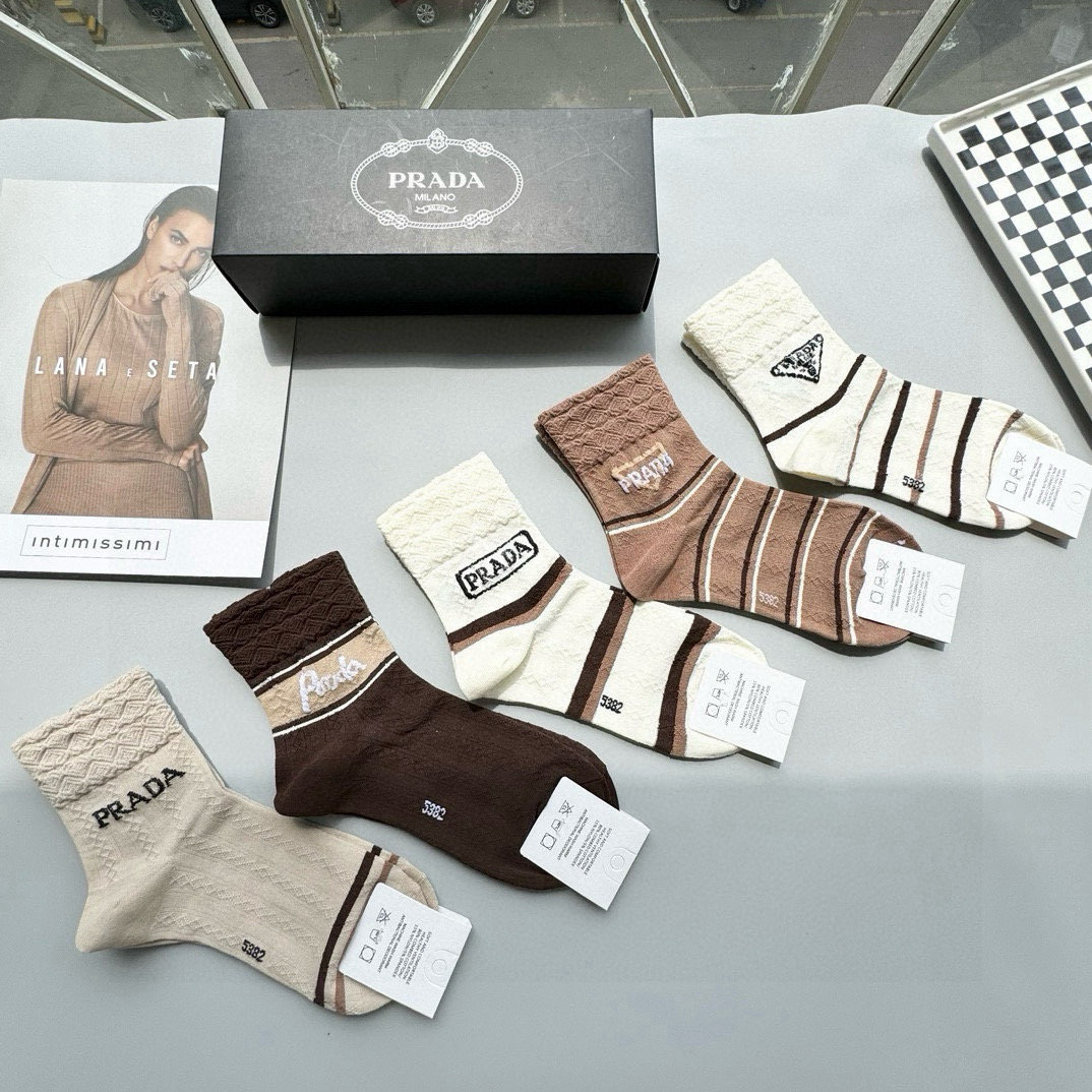 [TOP] PRADA Socks - 5 Pieces as a Set