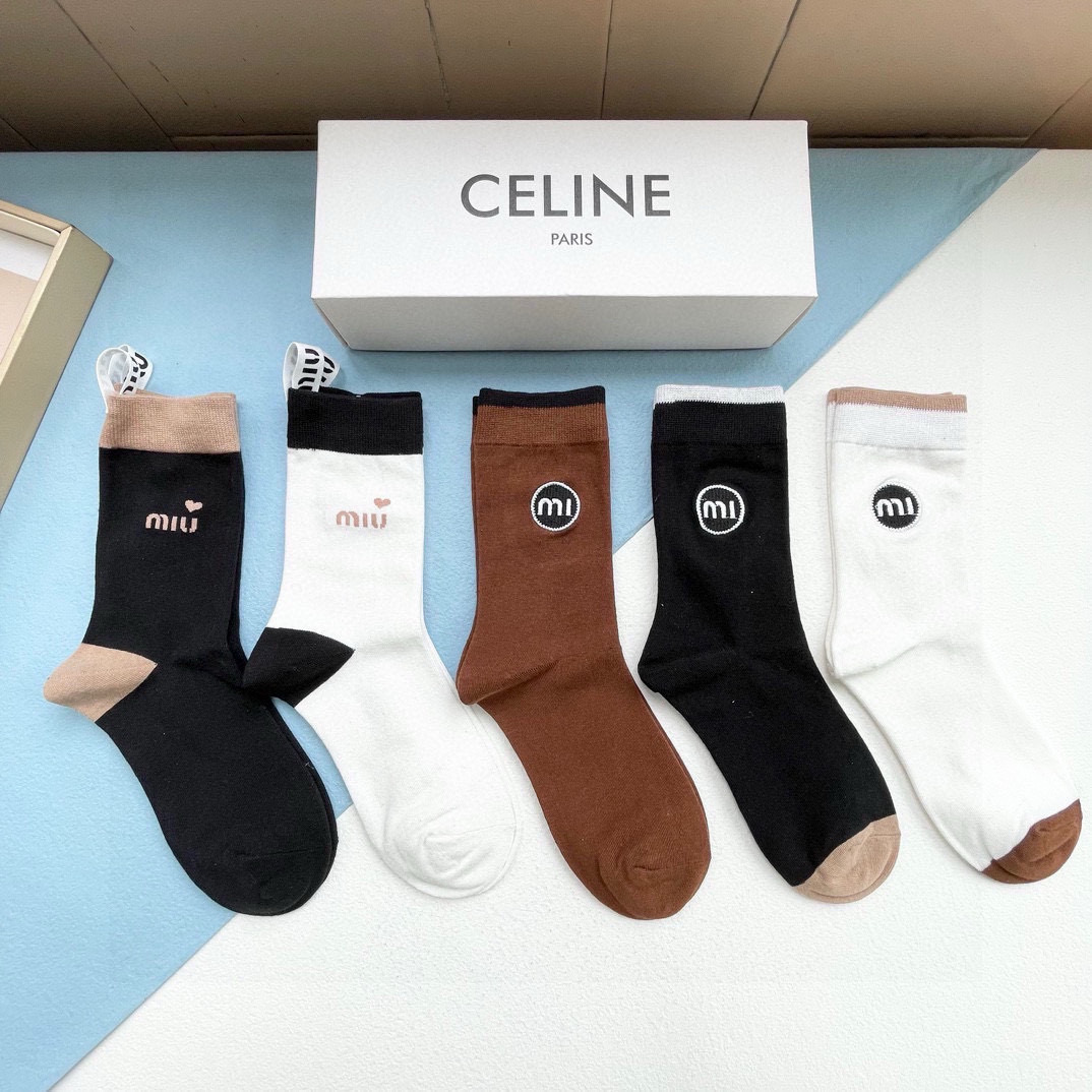 [TOP] Miu Miu Socks - 5 Pieces as a Set