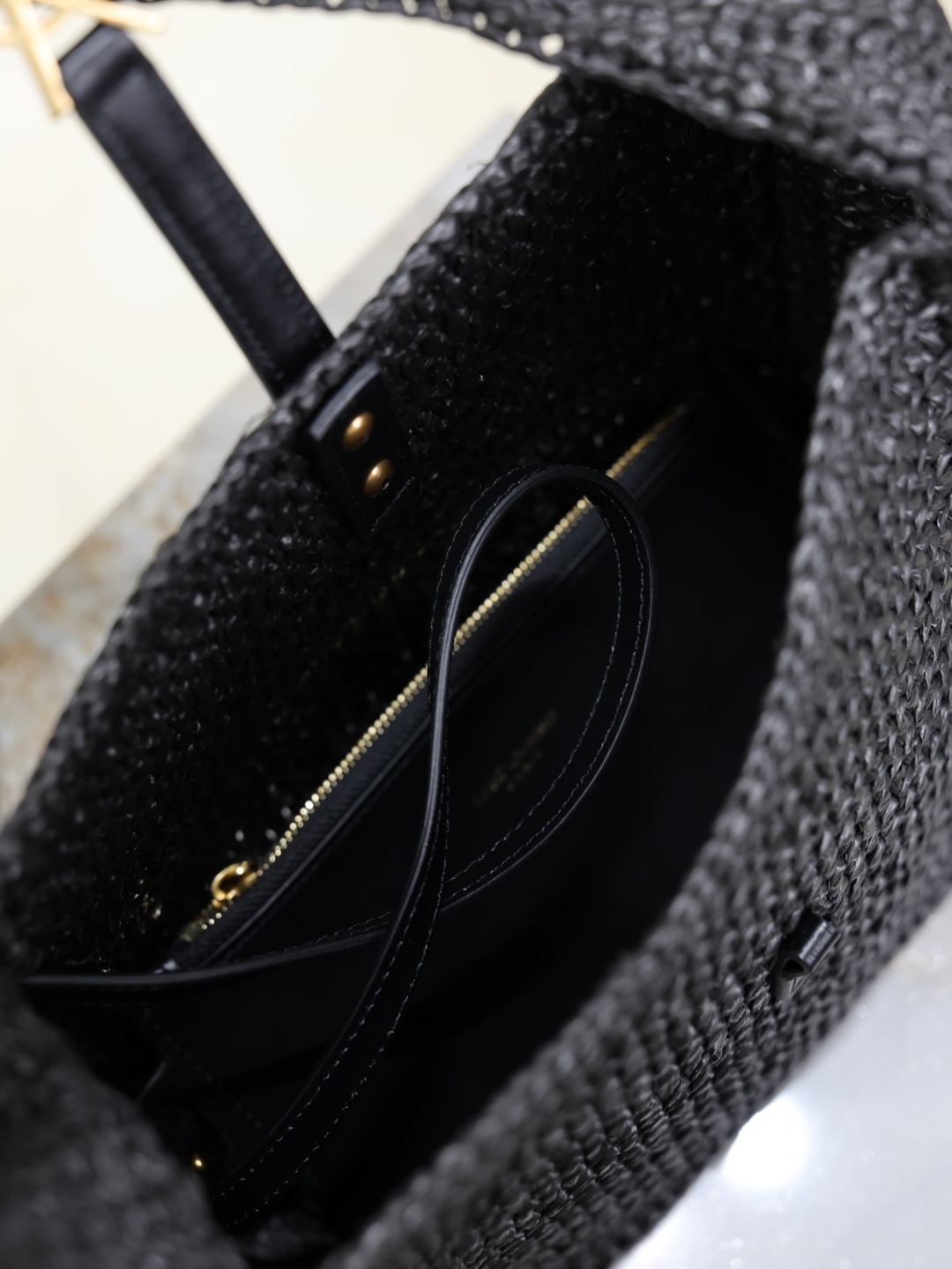 [TOP] Yves Saint Laurent YSL LE 5A7 Bag Weave Underarm Bags 23×22×8.5cm - Black