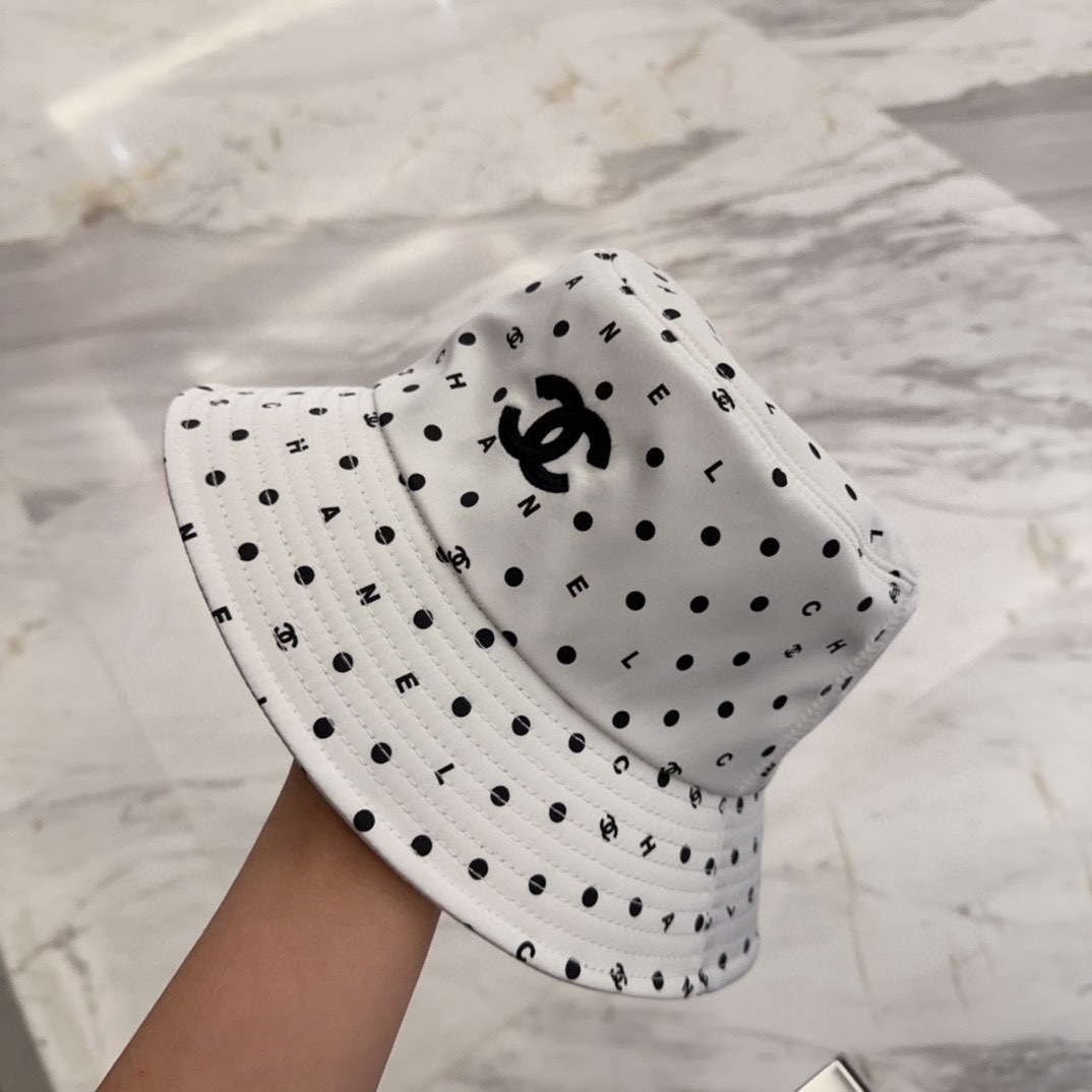 [TOP] CHANEL Bucket Hat - 2 Colors