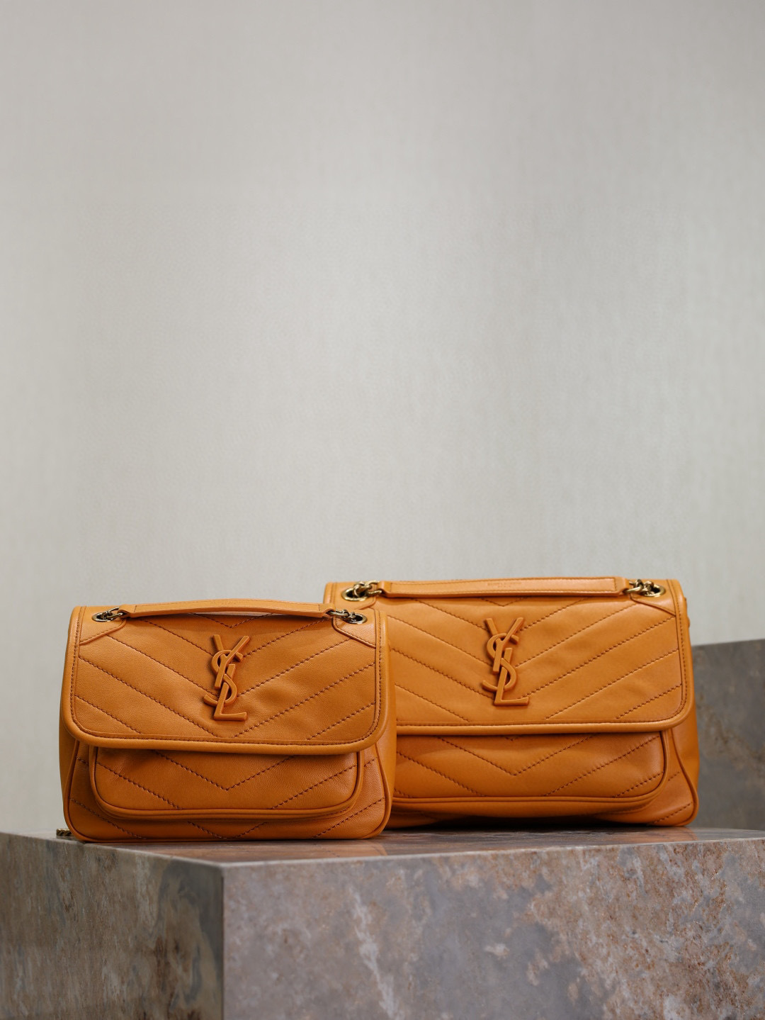 [Top] Yves Saint Laurent YSL Niki Sheepskin Bag 22x16.5x7.5cm/28x20.5x8.5cm - Orange